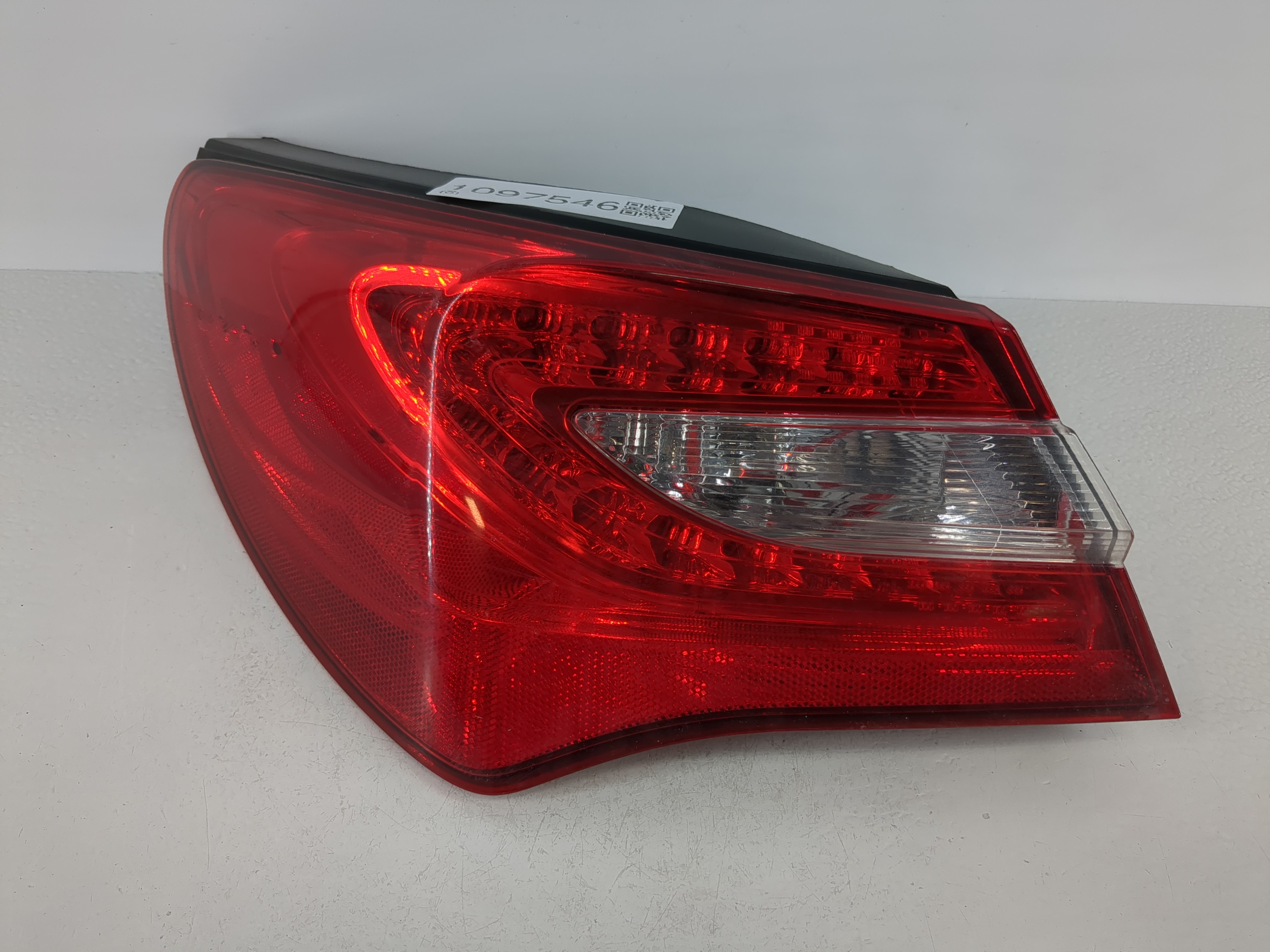 2011-2014 Chrysler 200 Driver Left Side Tail Light Taillight Oem 1097546 - Oemusedautoparts1.com