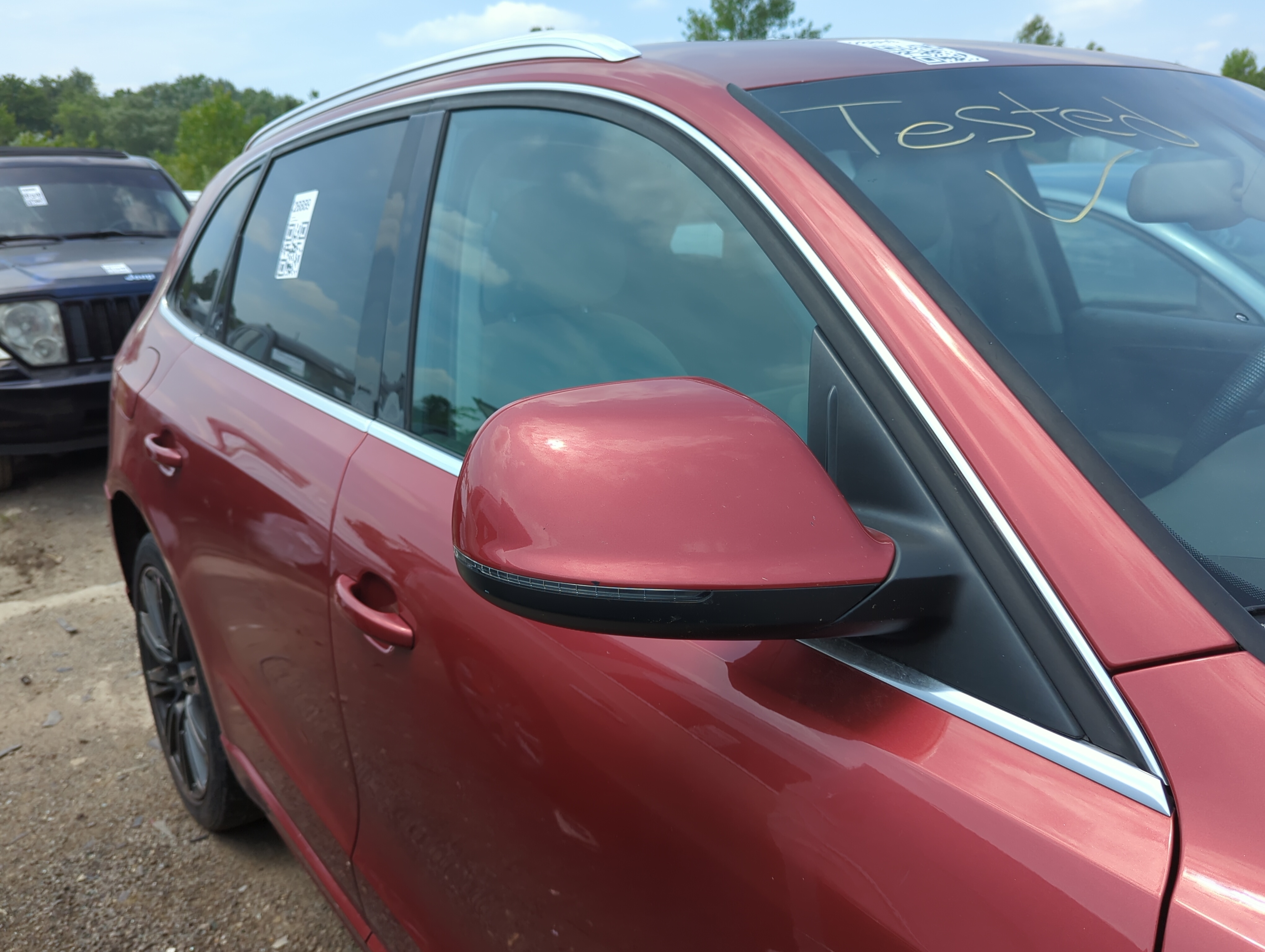 Picture of 2009-2014 Audi Q5 Passenger Right Side View Power Door Mirror Red 1097696