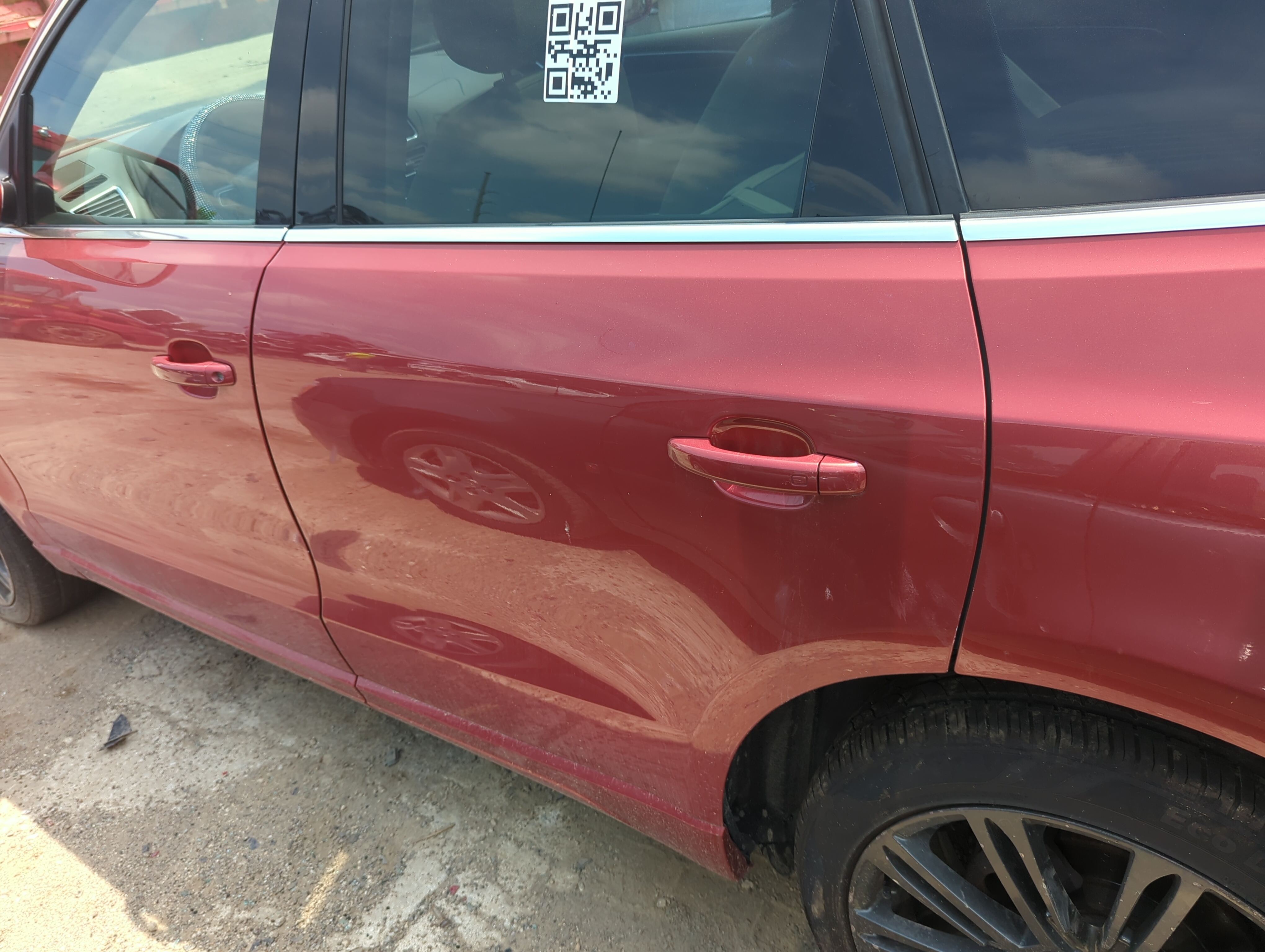 Picture of 2009-2017 Audi Q5 Driver Rear Door Oem 1097770