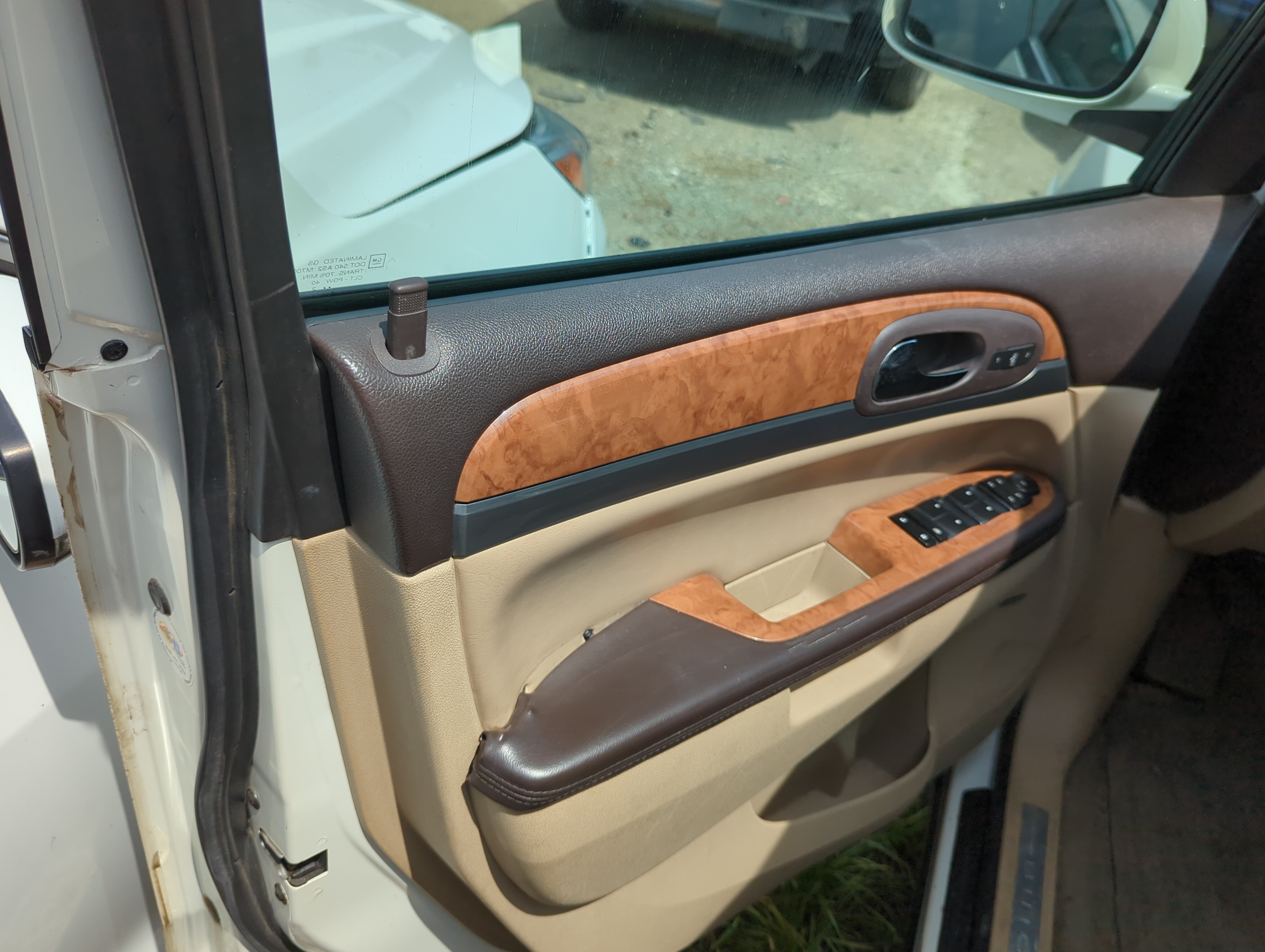 Picture of 2012 Buick Enclave Front Left Driver Interior Door Panel Trim 1098097