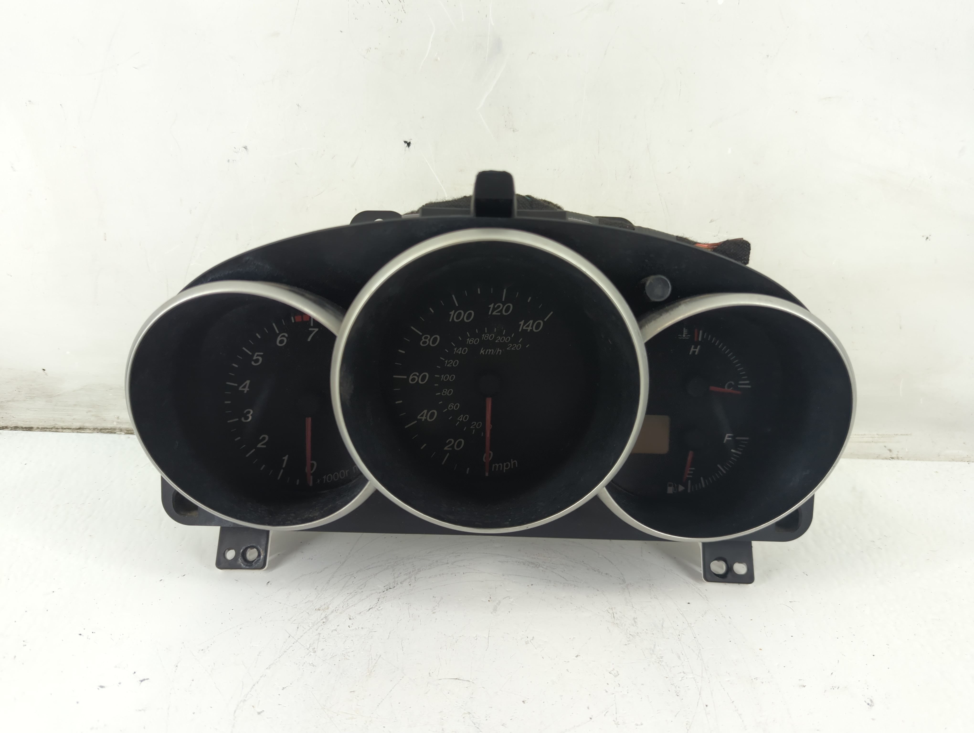 Picture of 2004-2006 Mazda 3 Speedometer Instrument Cluster Gauges 1098342