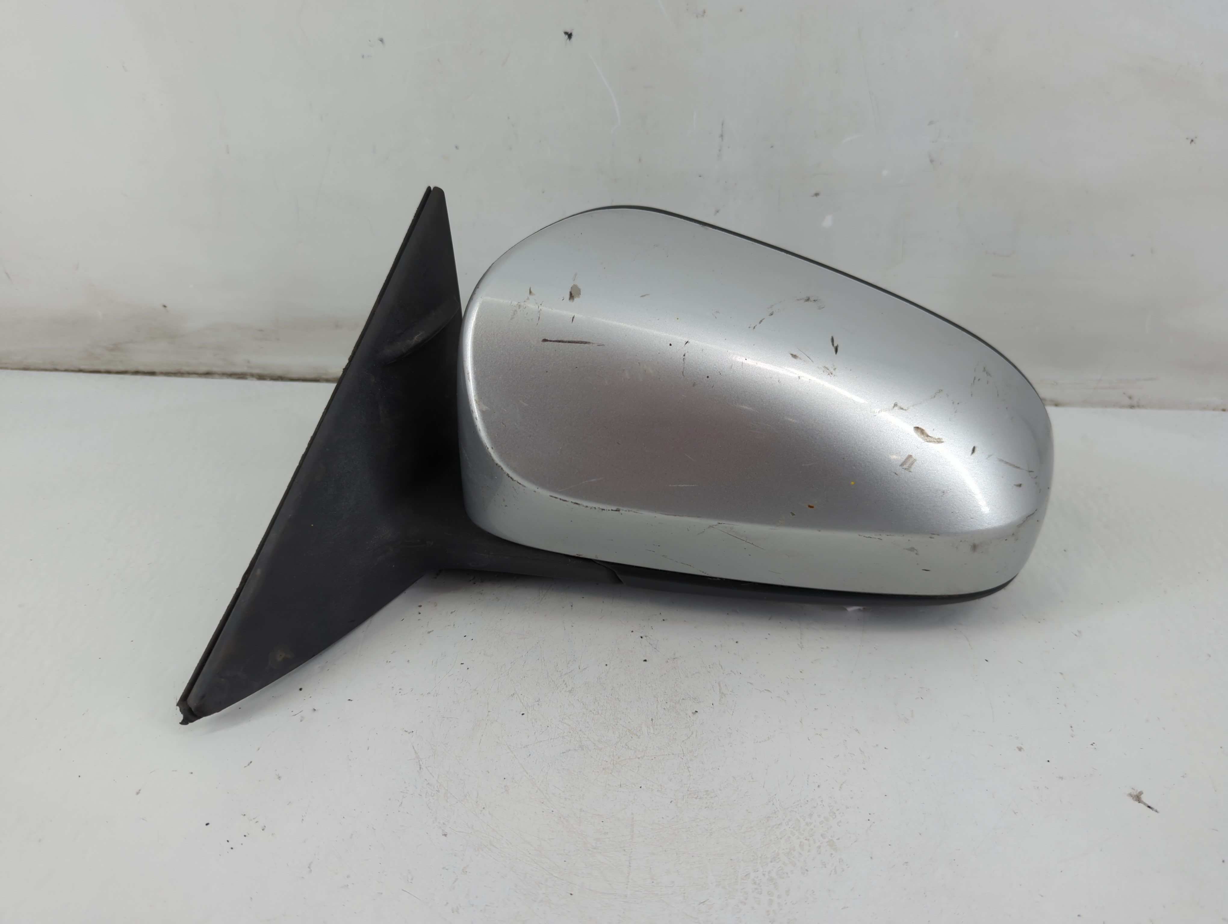 2012-2014 Toyota Camry Driver Left Side View Power Door Mirror Silver 1098372 - Oemusedautoparts1.com