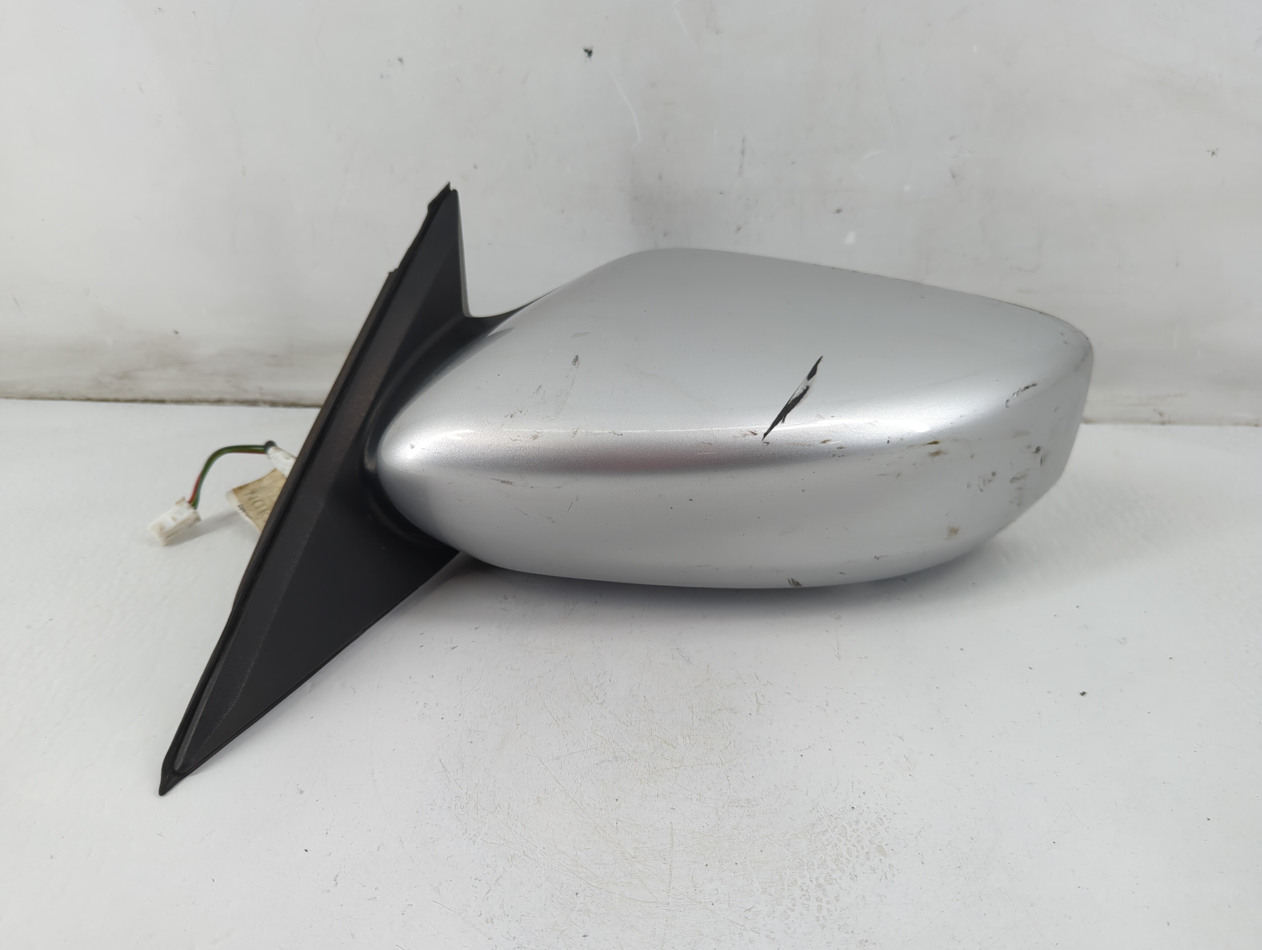Picture of 2013-2018 Nissan Altima Driver Left Side View Power Door Mirror Silver 1098379