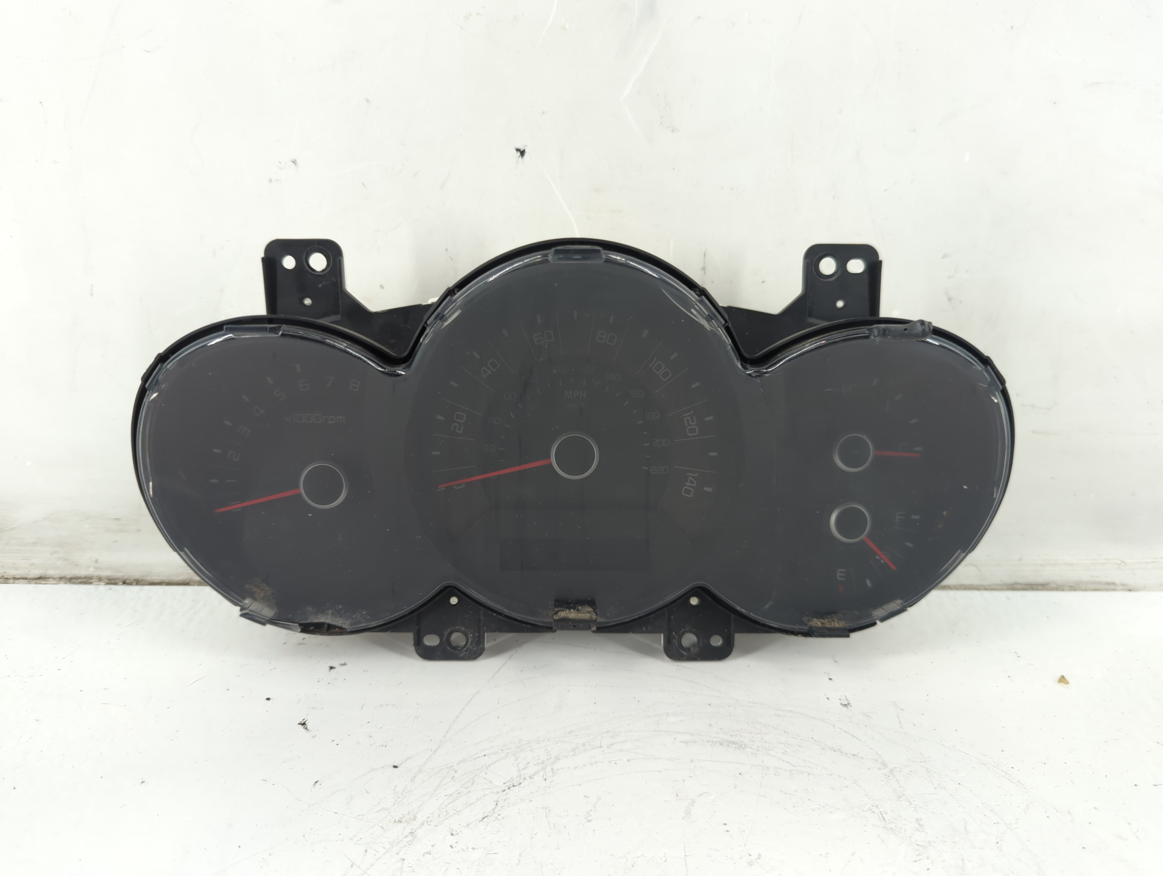 2011-2011 Kia Soul Speedometer Instrument Cluster Gauges 94011-2k230 1098395 - Oemusedautoparts1.com