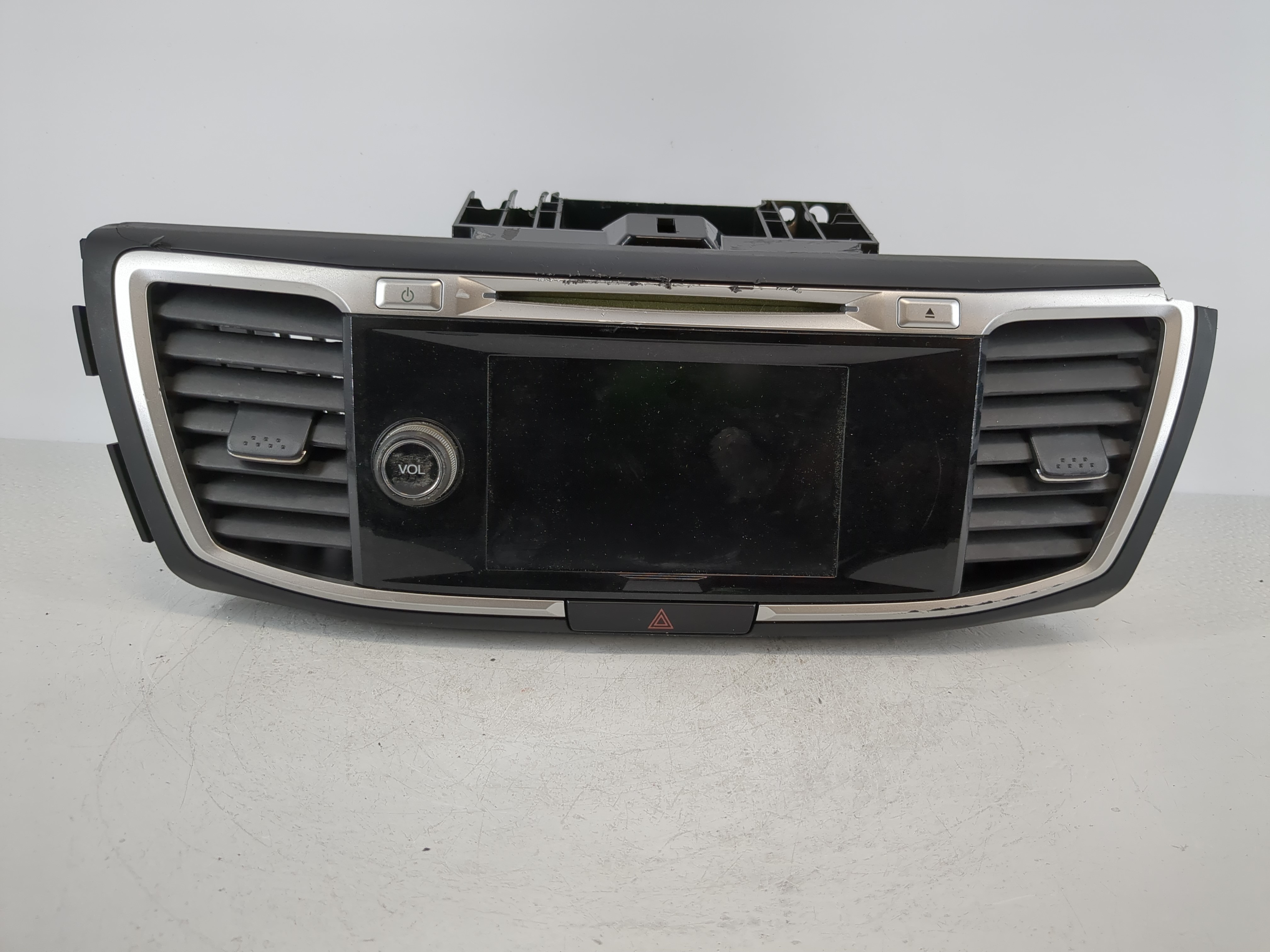 2013 Honda Accord Am Fm Cd Player Radio Receiver 1098408 - Oemusedautoparts1.com