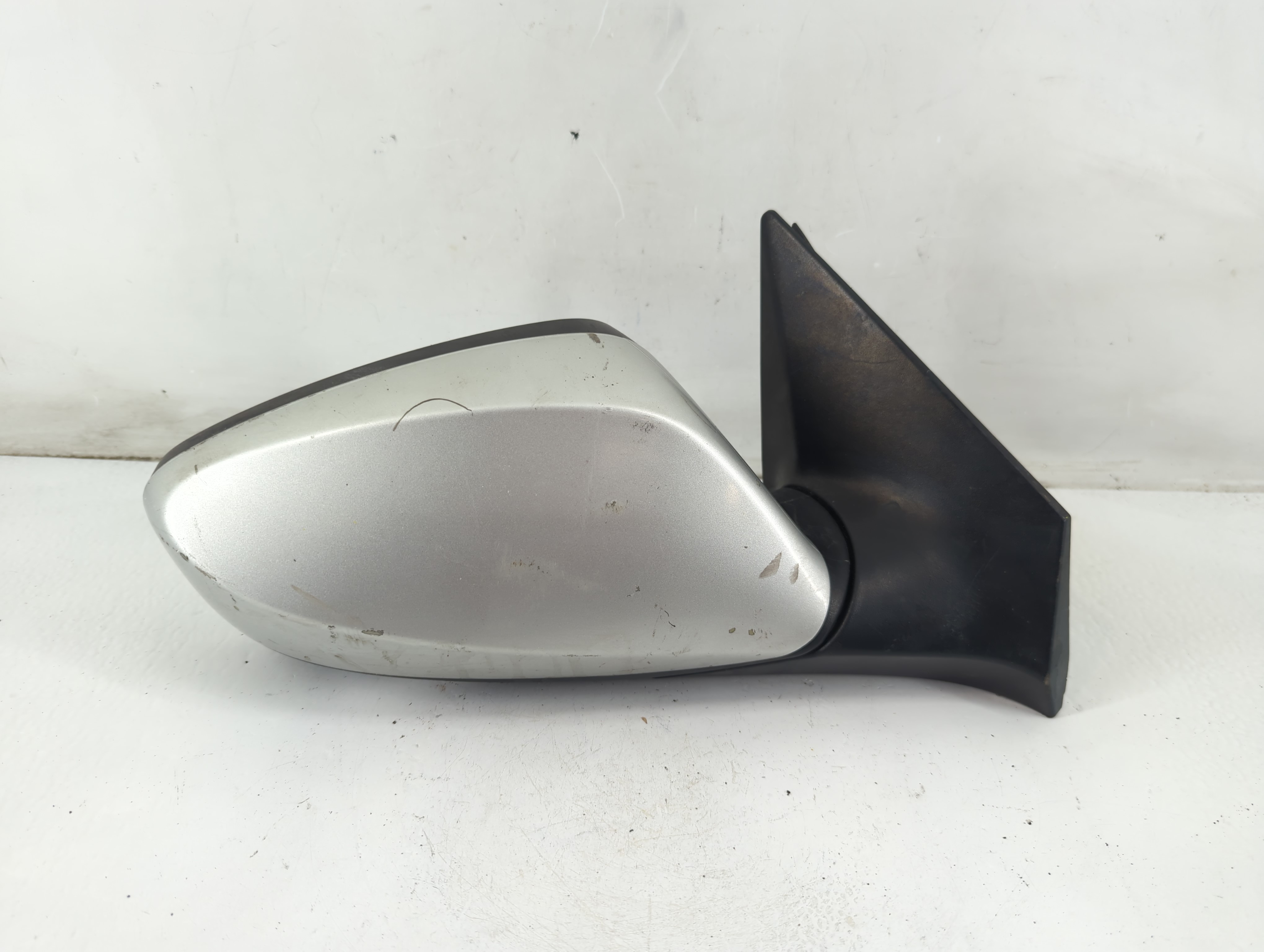 2015-2016 Hyundai Elantra Passenger Right Side View Power Door Mirror 1098434 - Oemusedautoparts1.com