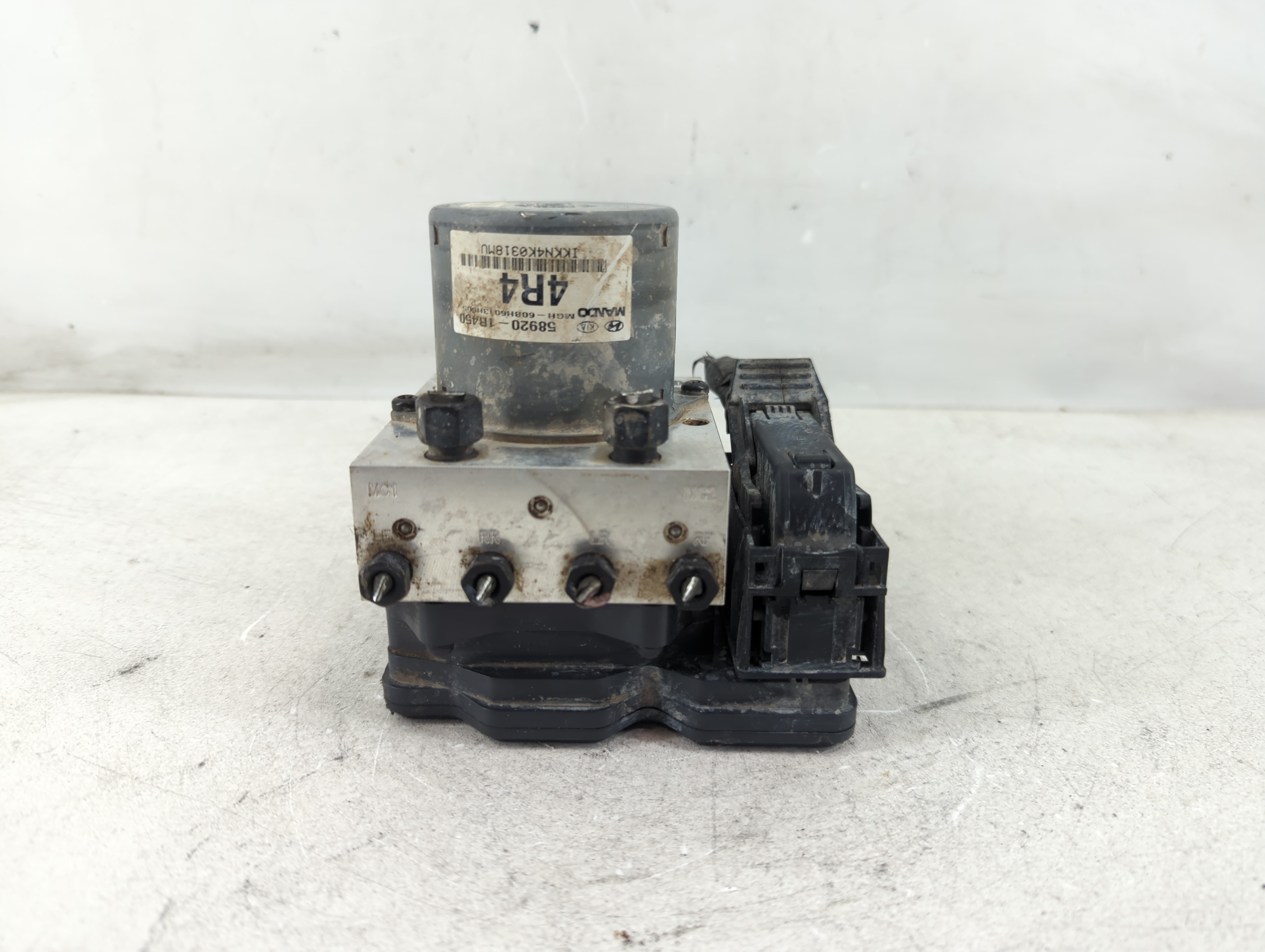 2013-2014 Hyundai Accent Abs Pump Control Module 1098473 - Oemusedautoparts1.com