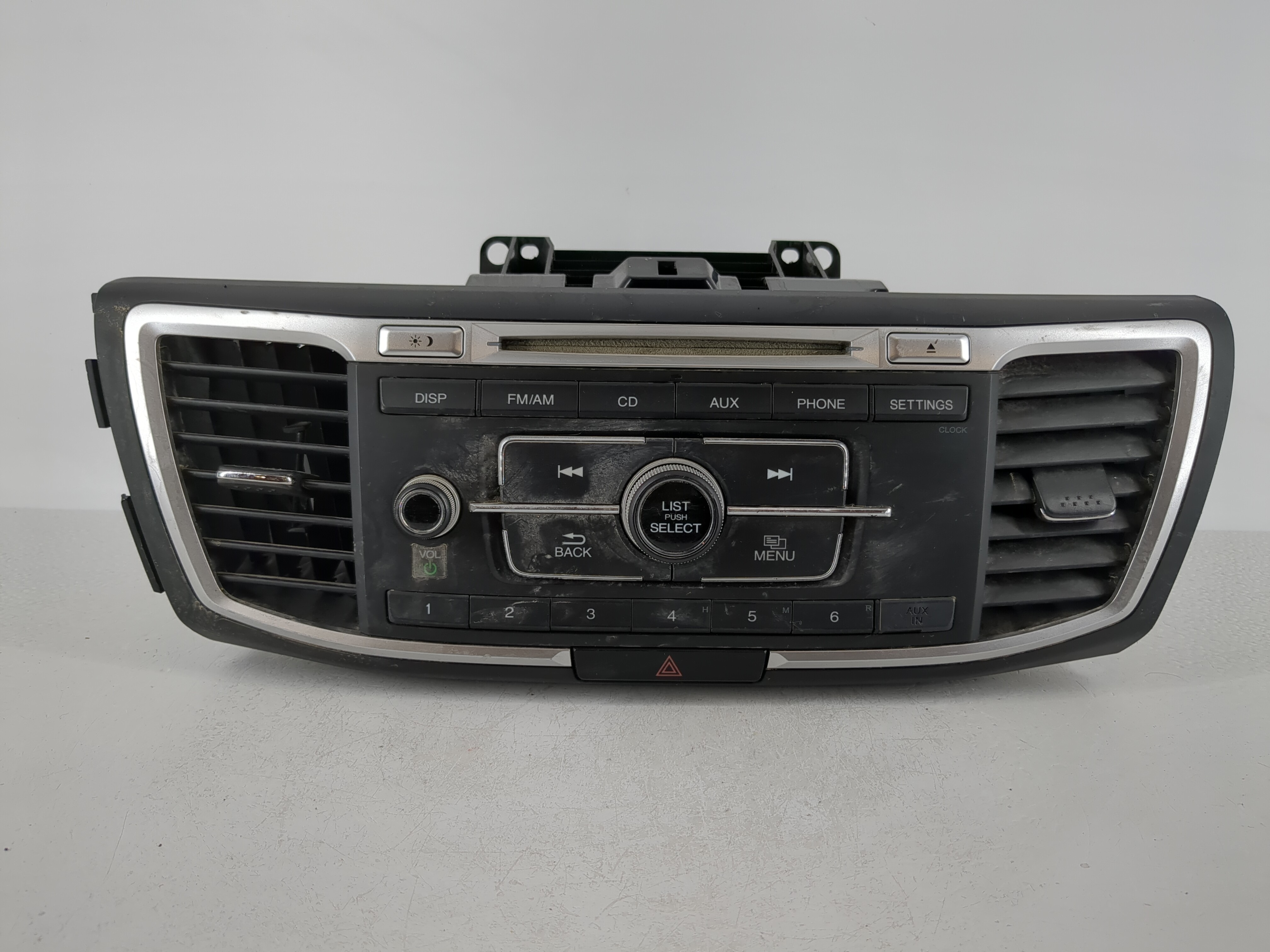 2013-2013 Honda Accord Am Fm Cd Player Radio Receiver 1098503 - Oemusedautoparts1.com