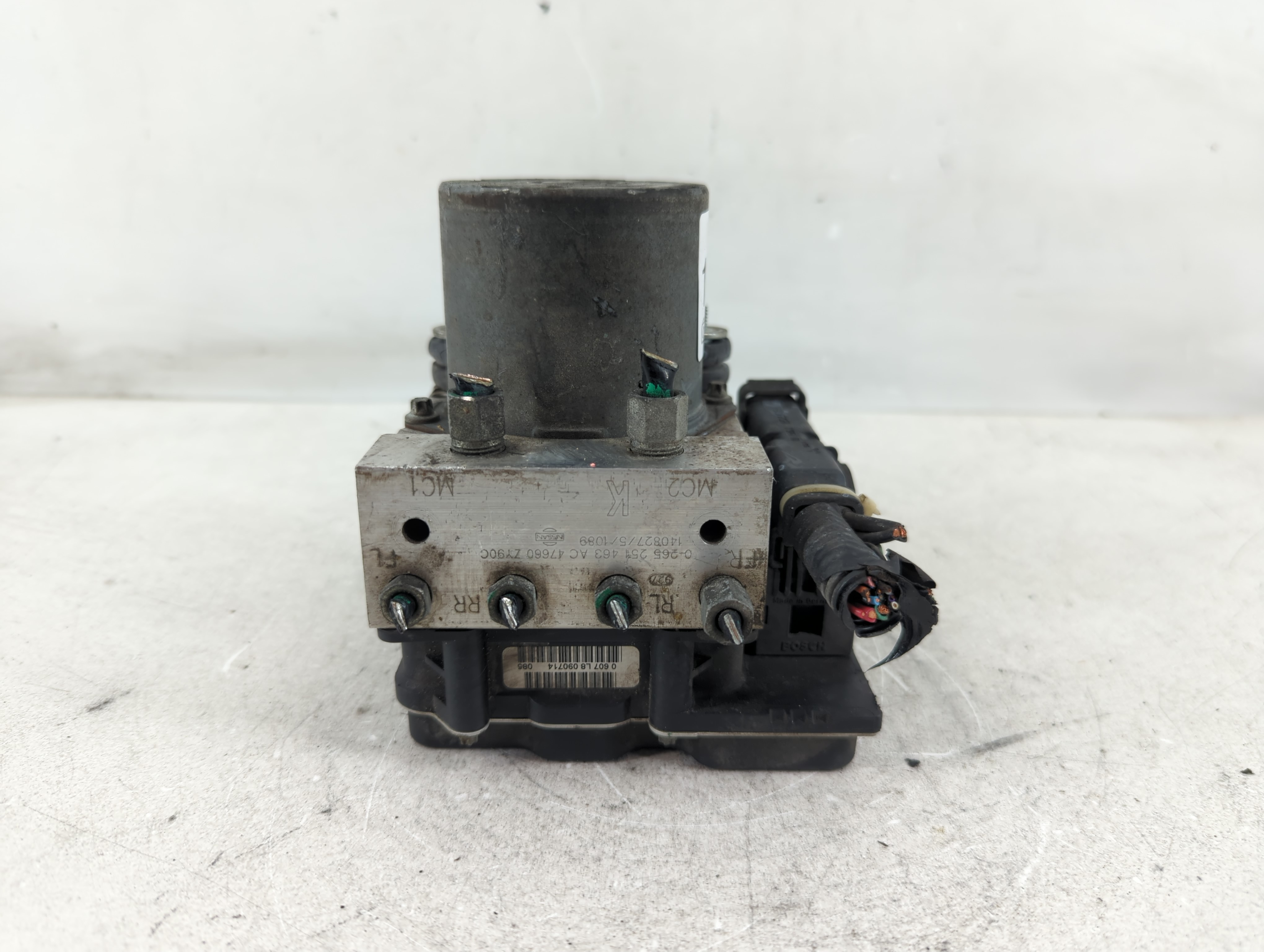 2014-2014 Nissan Maxima Abs Pump Control Module 1098511 - Oemusedautoparts1.com