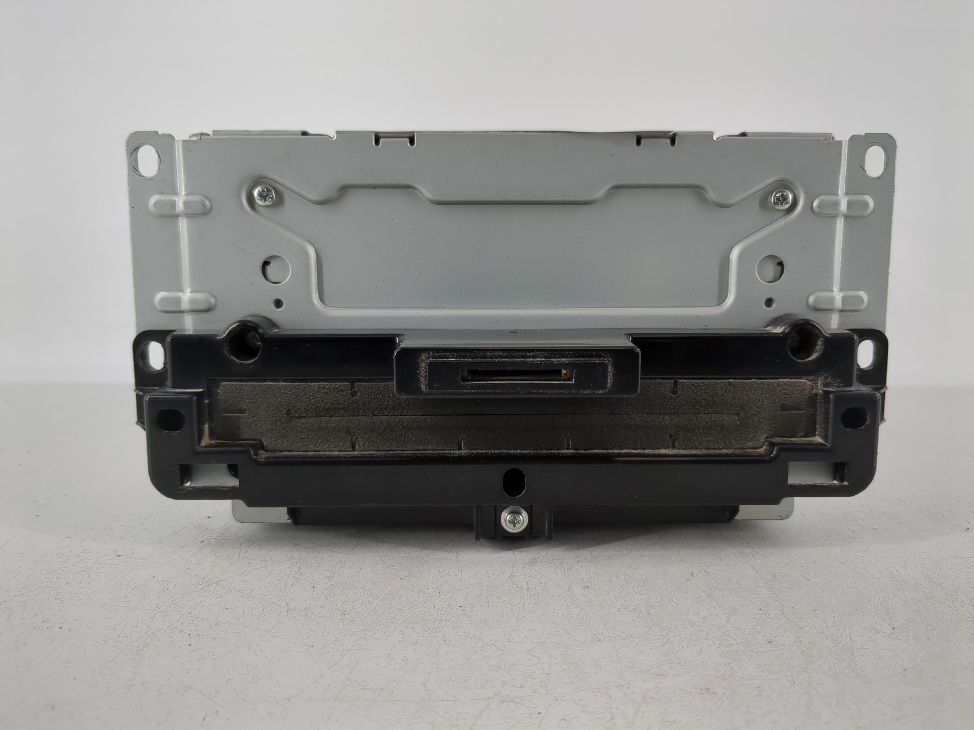 2013-2014 Dodge Charger Am Fm Cd Player Radio Receiver 1098534 - Oemusedautoparts1.com