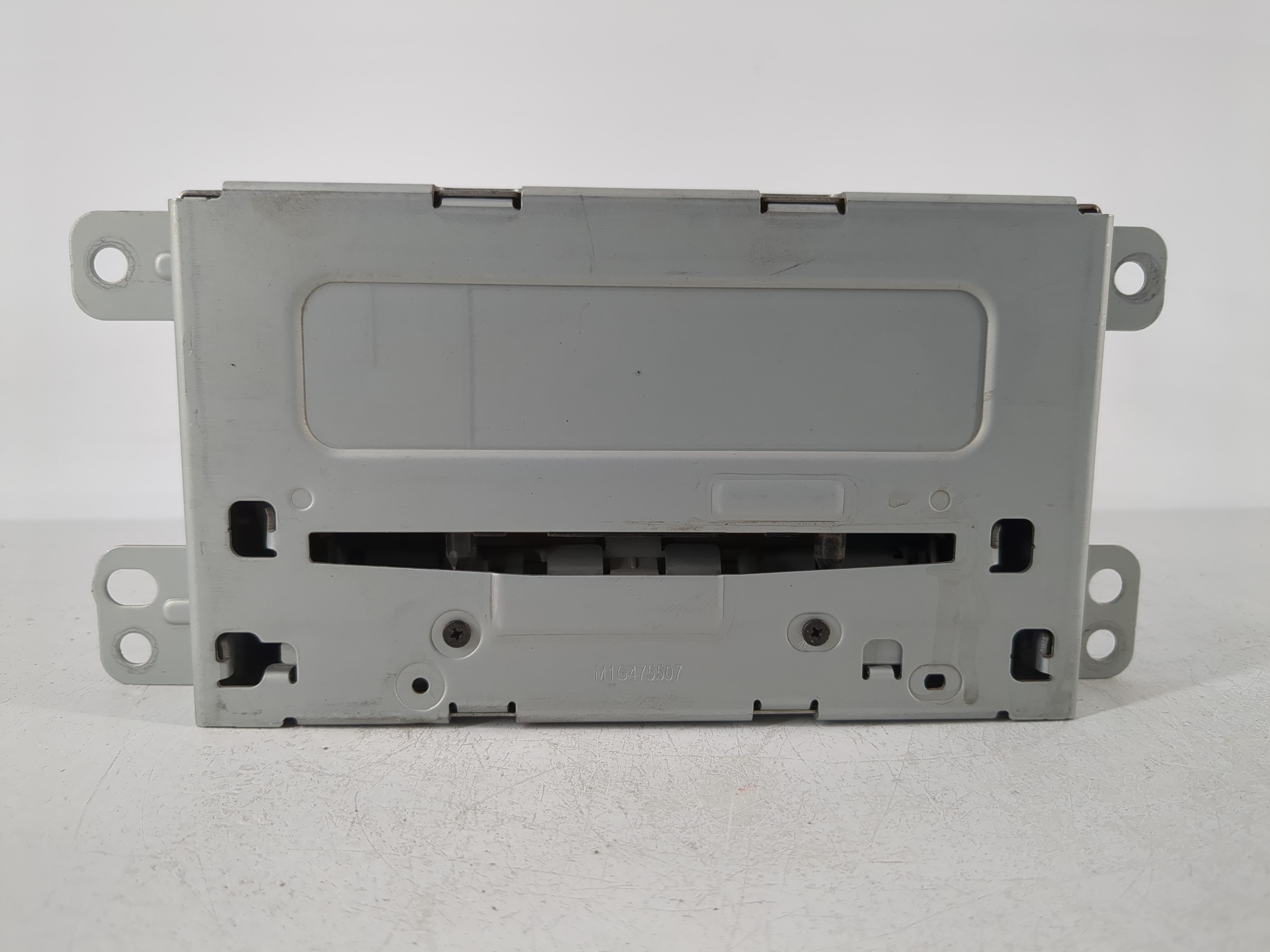 2014-2016 Chevrolet Malibu Am Fm Cd Player Radio Receiver 1098536 - Oemusedautoparts1.com