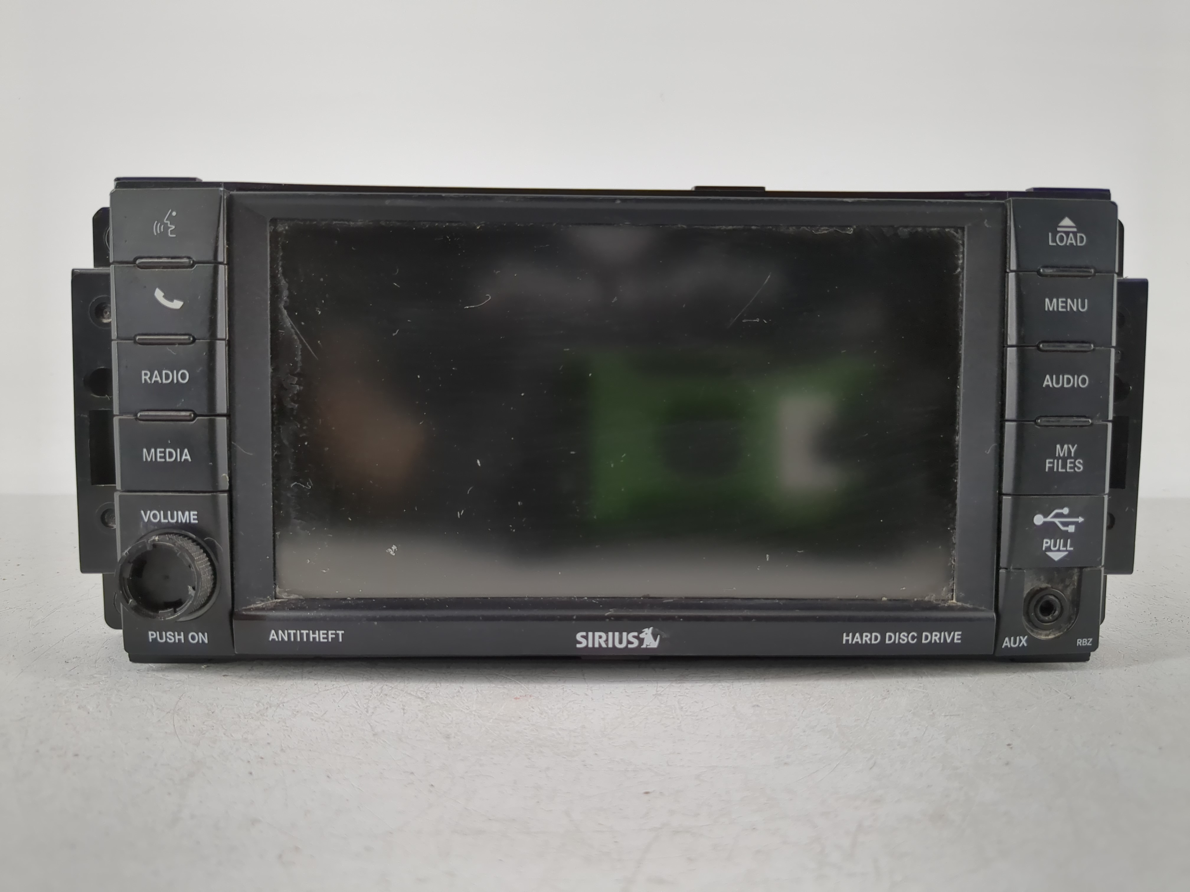 2012-2016 Chrysler Town & Country Am Fm Cd Player Radio Receiver 1098537 - Oemusedautoparts1.com