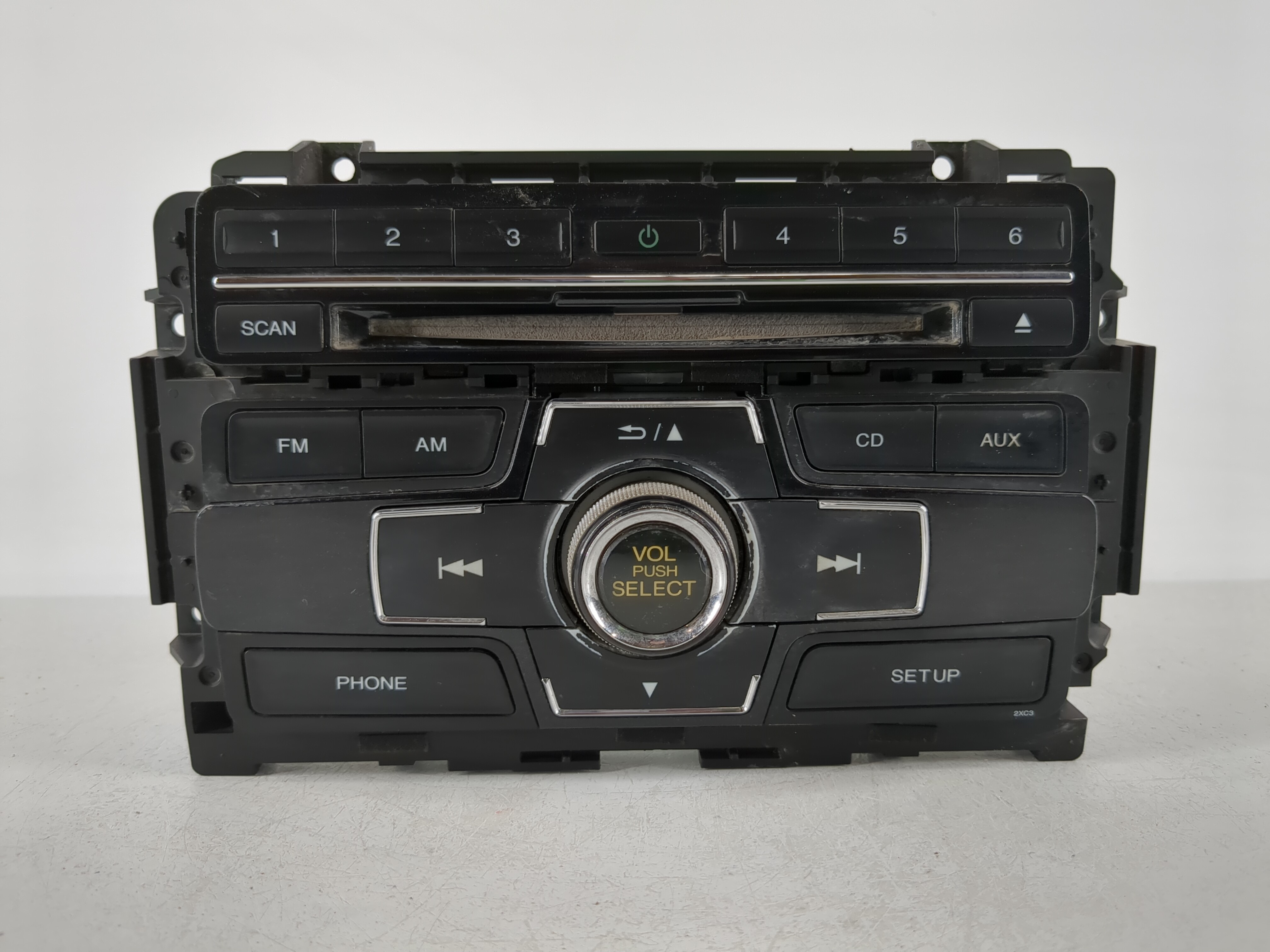 2014-2015 Honda Civic Am Fm Cd Player Radio Receiver 1098538 - Oemusedautoparts1.com