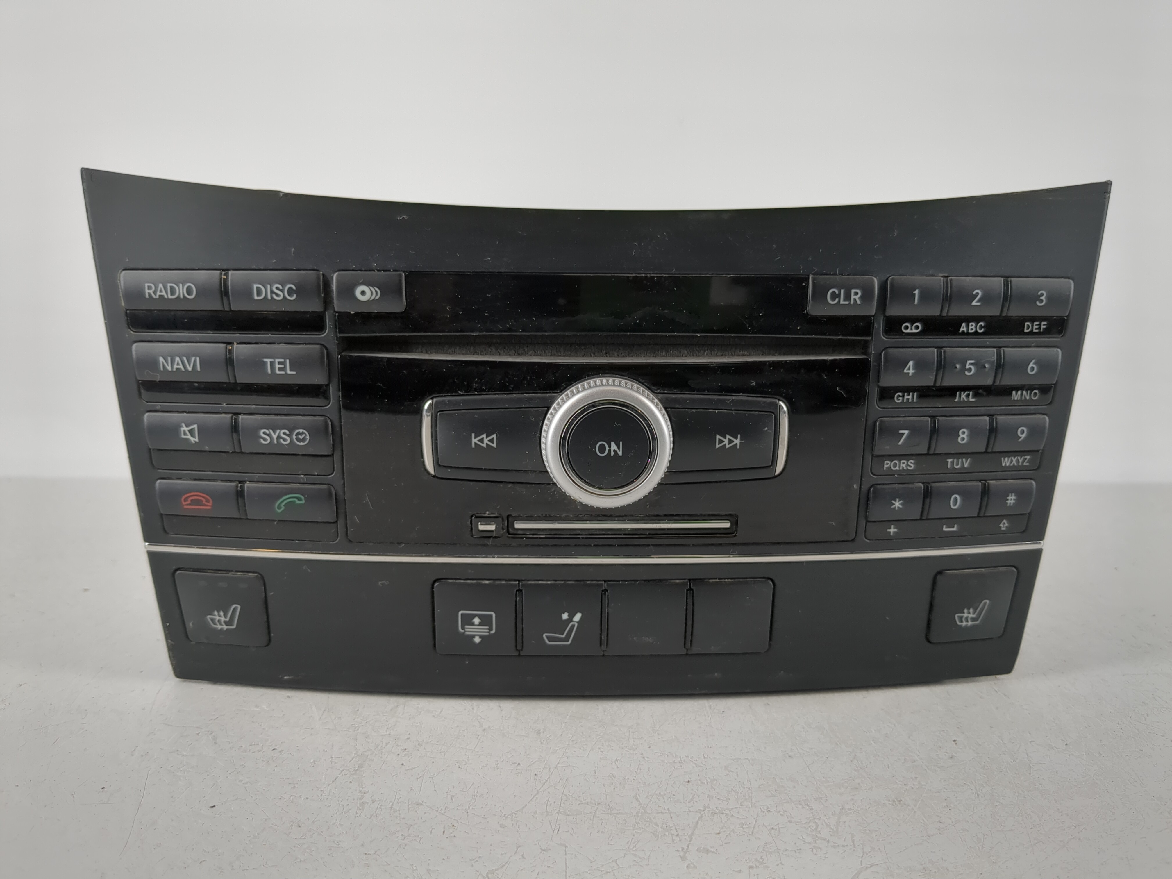 2010-2011 Mercedes-benz E350 Am Fm Cd Player Radio Receiver 1098539 - Oemusedautoparts1.com