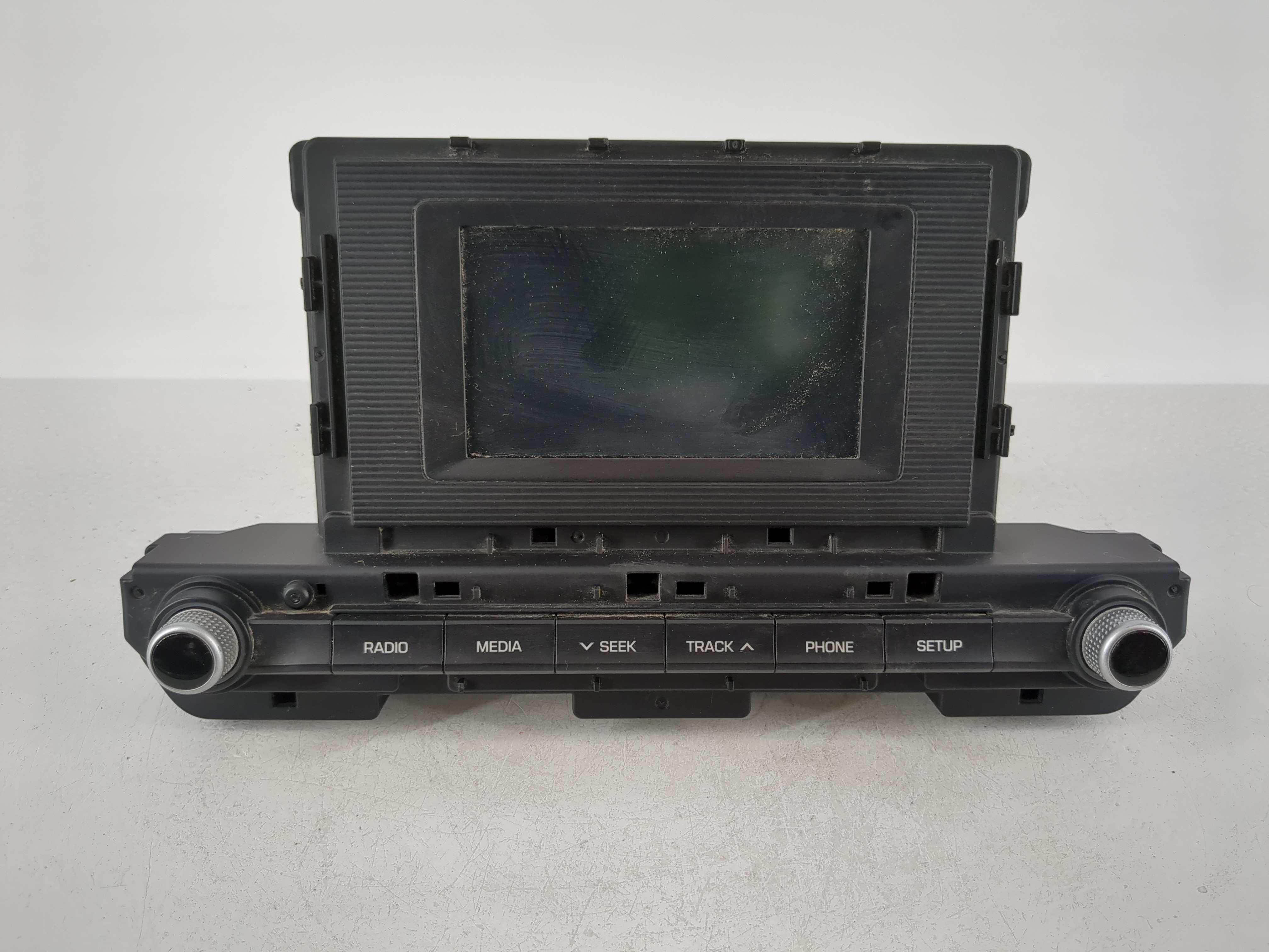 2019-2020 Hyundai Elantra Am Fm Cd Player Radio Receiver 1098564 - Oemusedautoparts1.com