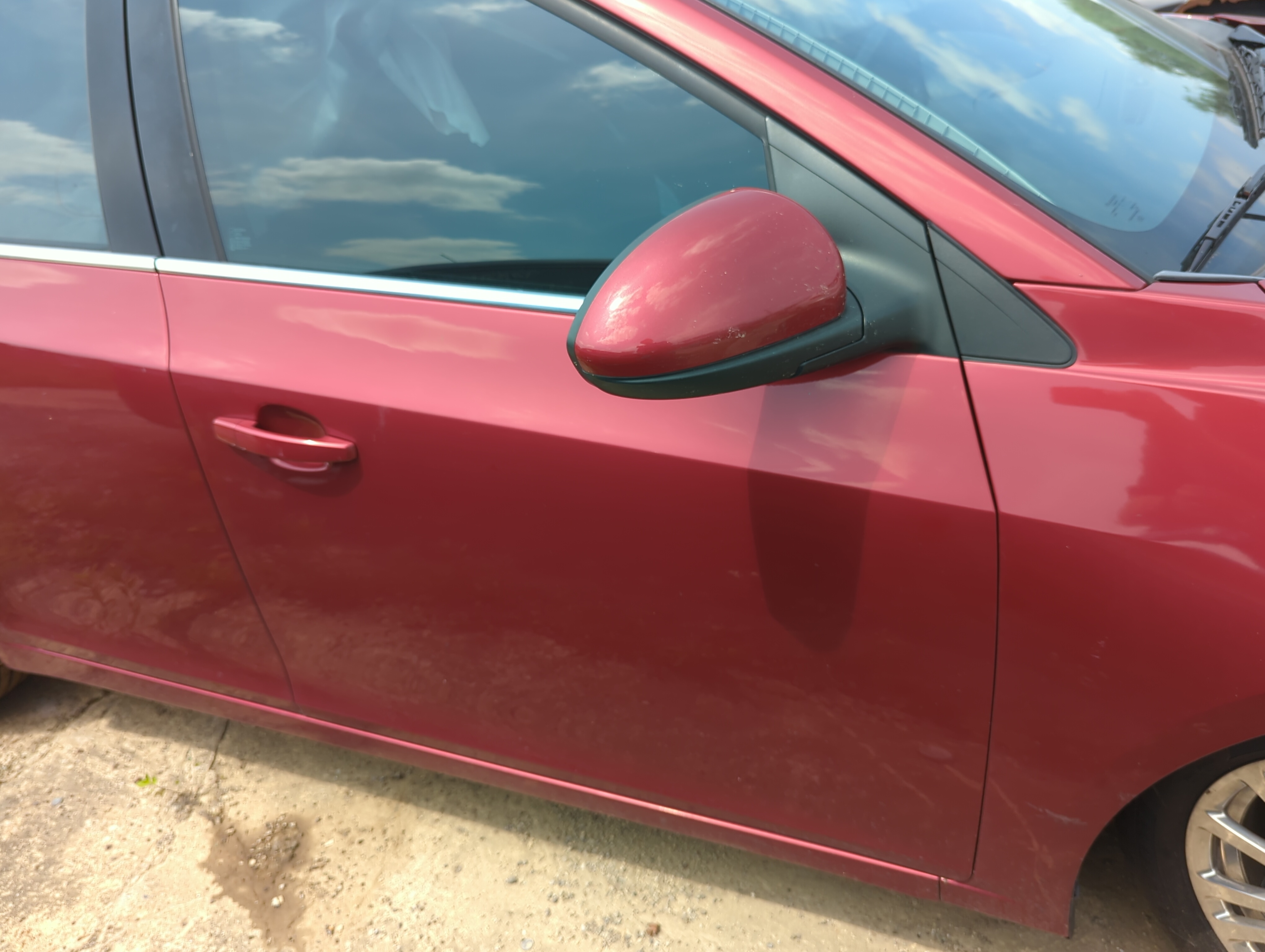 2012-2016 Chevrolet Cruze Passenger Front Door Oem 1098974 - Oemusedautoparts1.com