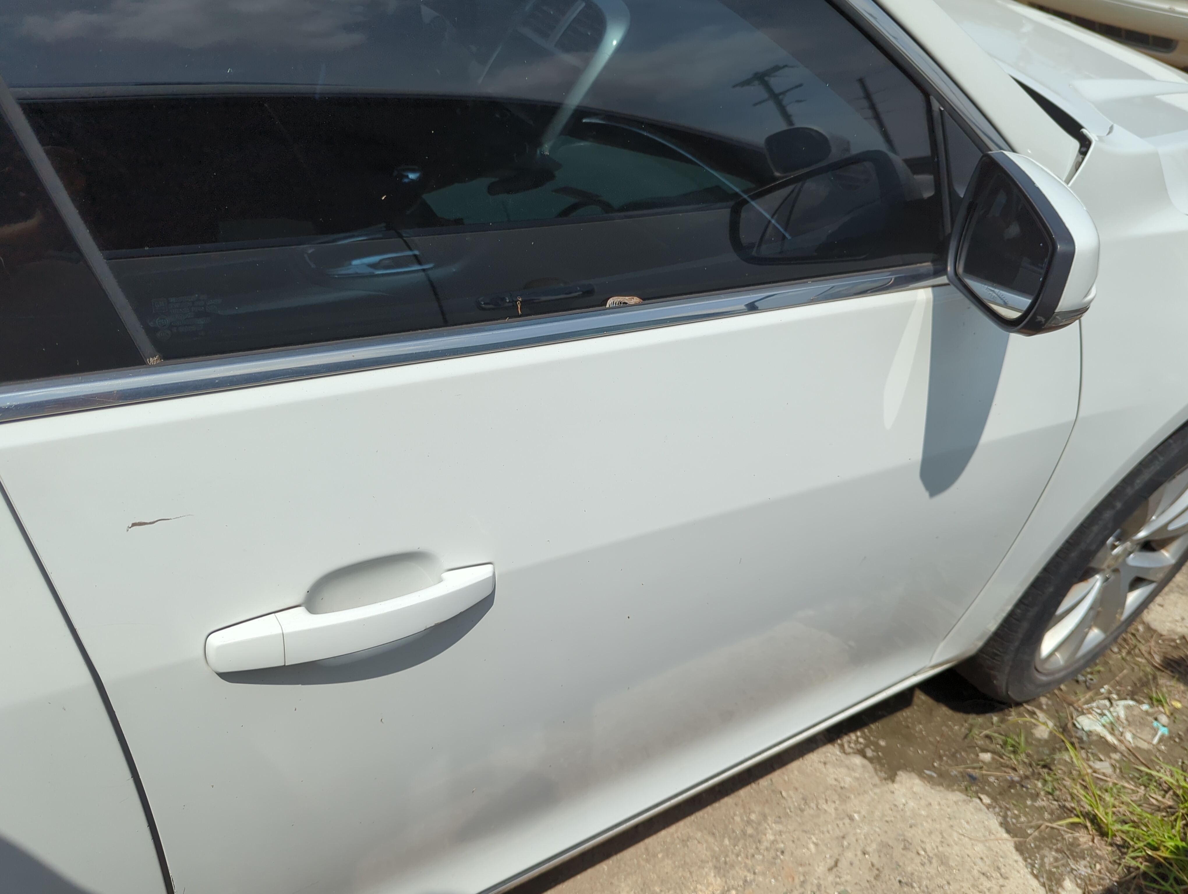 2013-2014 Chevrolet Malibu Passenger Front Door Oem 1099152 - Oemusedautoparts1.com