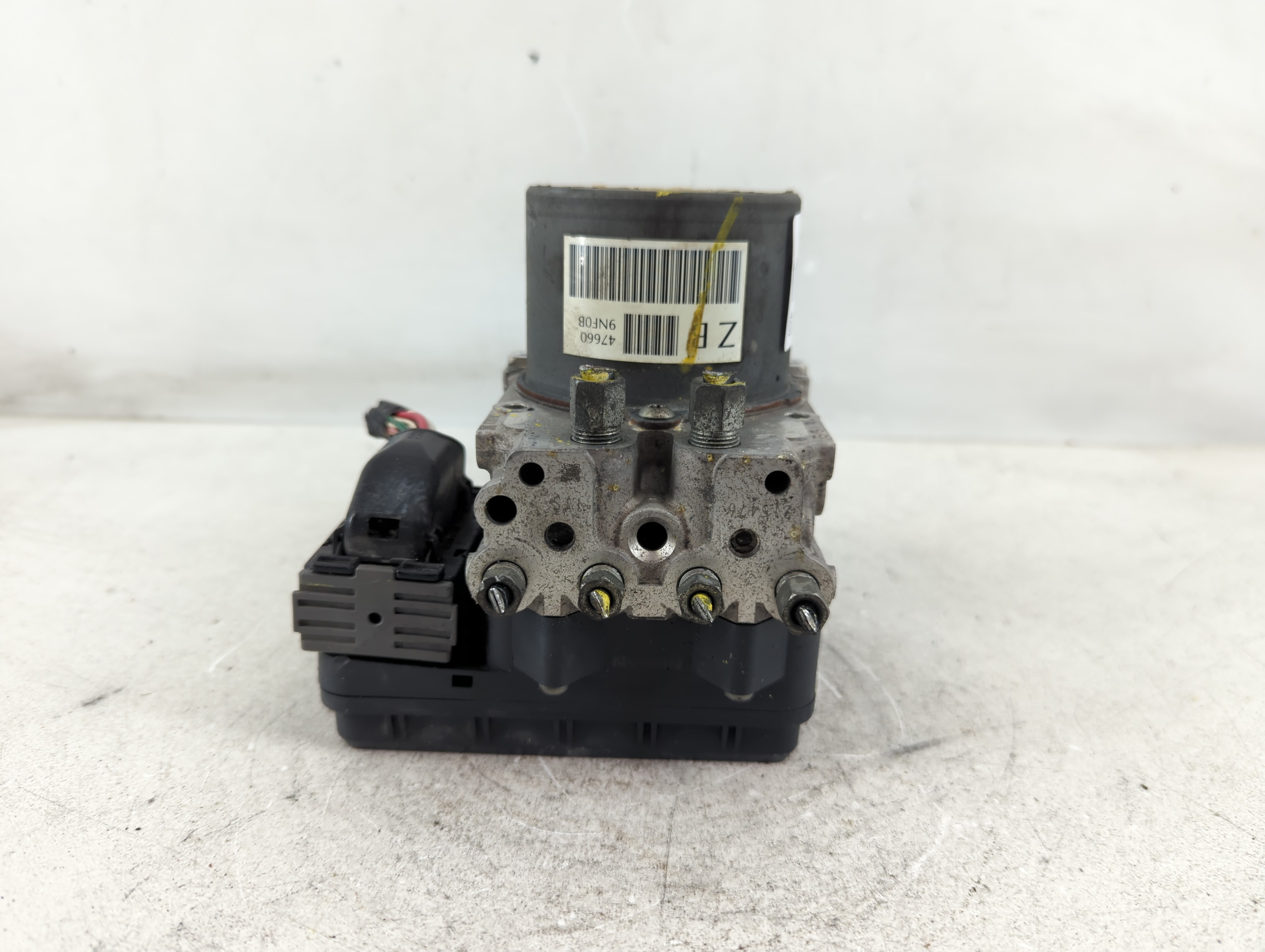 2016-2016 Nissan Pathfinder Abs Pump Control Module 1099160 - Oemusedautoparts1.com