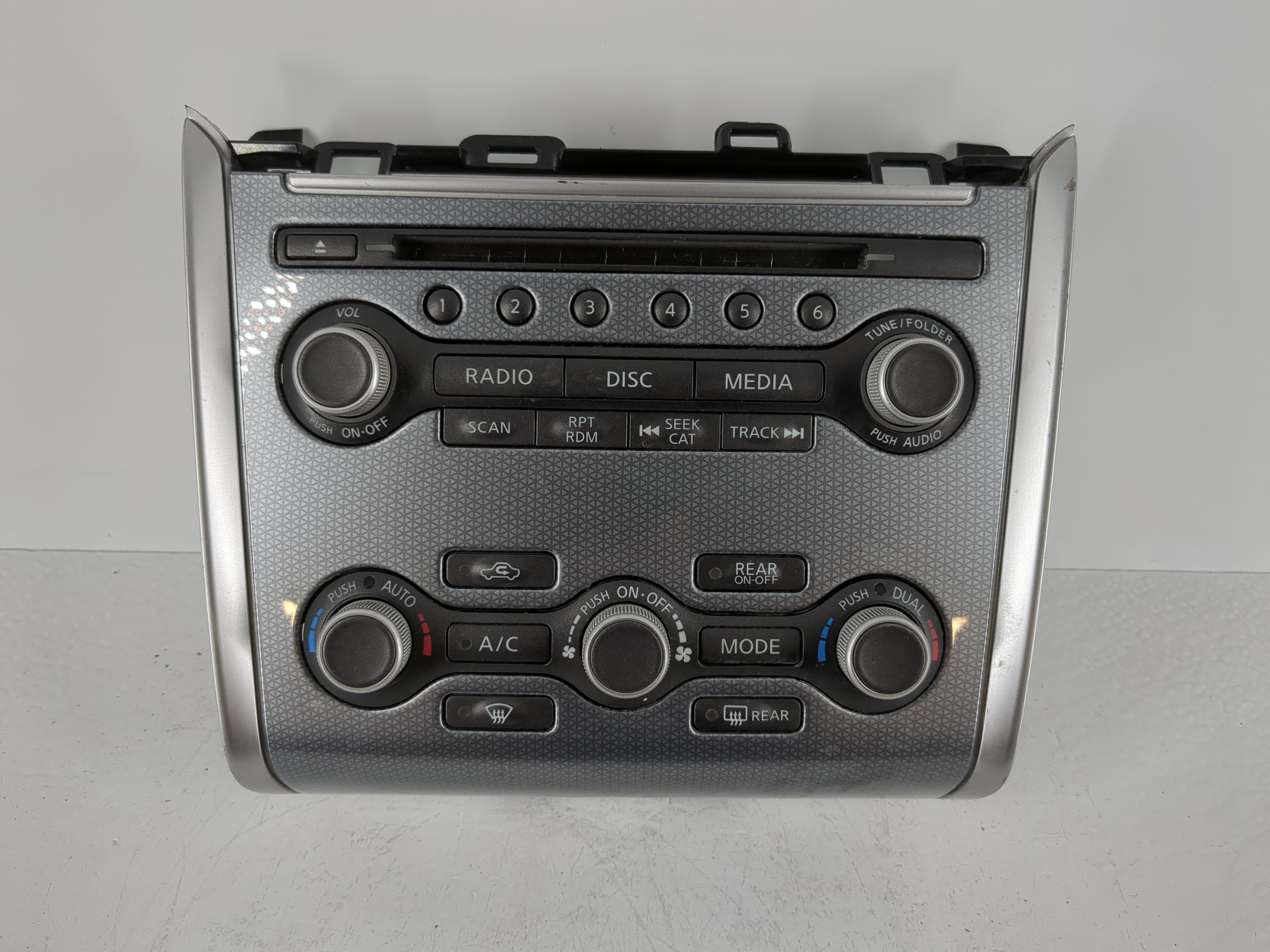 2018-2019 Ford Transit-250 Am Fm Cd Player Radio Receiver 1099161 - Oemusedautoparts1.com