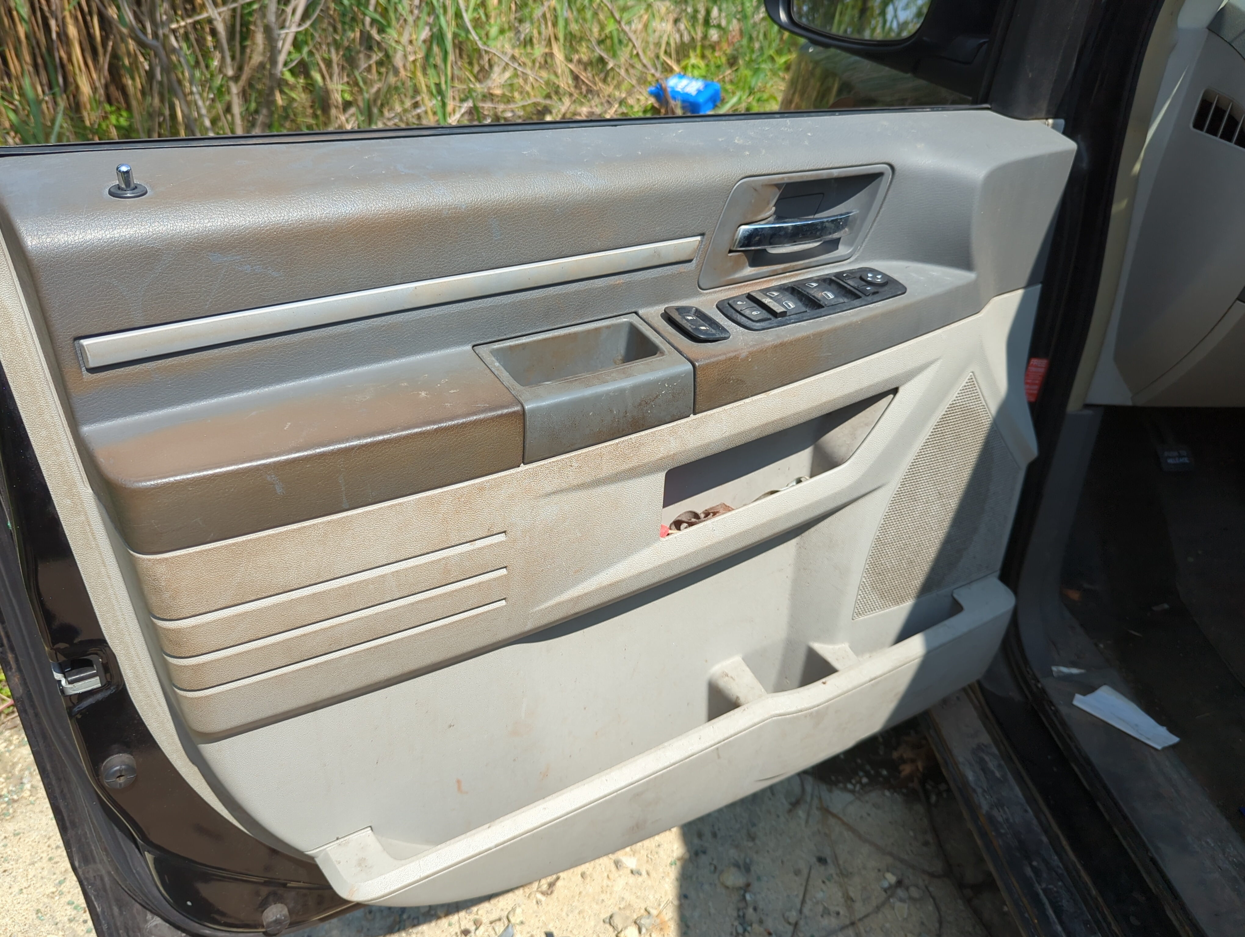 Picture of 2008 Dodge Grand Caravan Front Left Driver Interior Door Panel Trim 1099273
