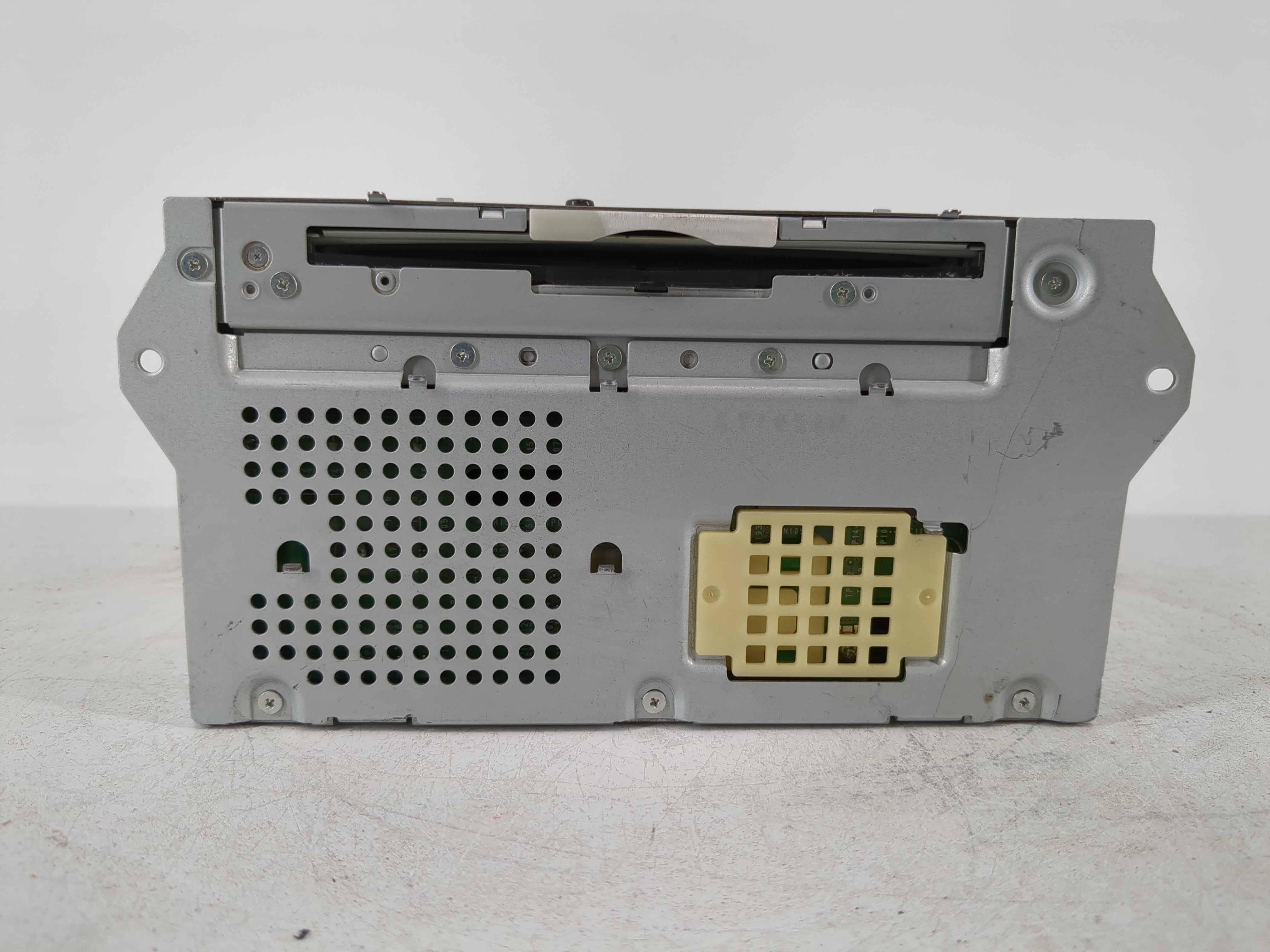 2010-2013 Infiniti G37 Am Fm Cd Player Radio Receiver 1099328 - Oemusedautoparts1.com