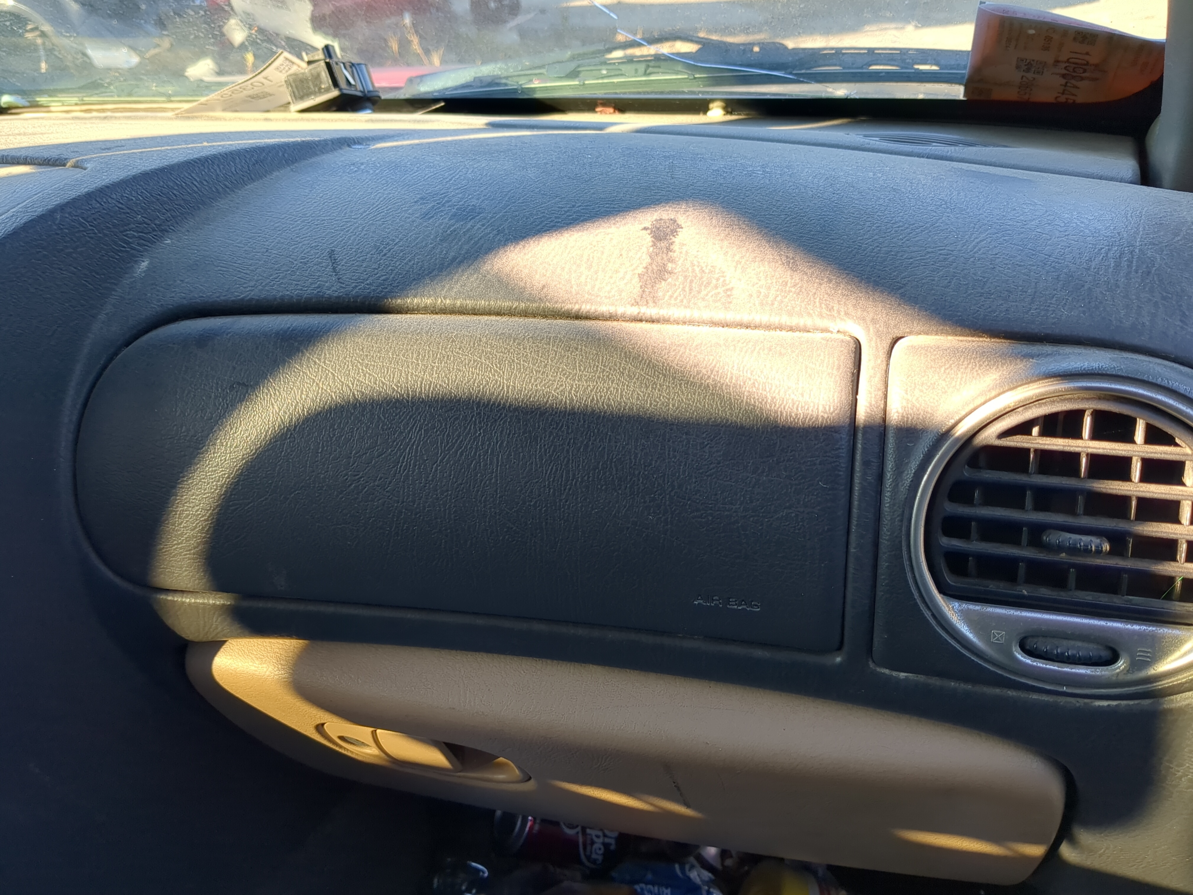 Picture of 2002-2004 Gmc Envoy Air Bag Passenger Right Dashboard Oem 1099348