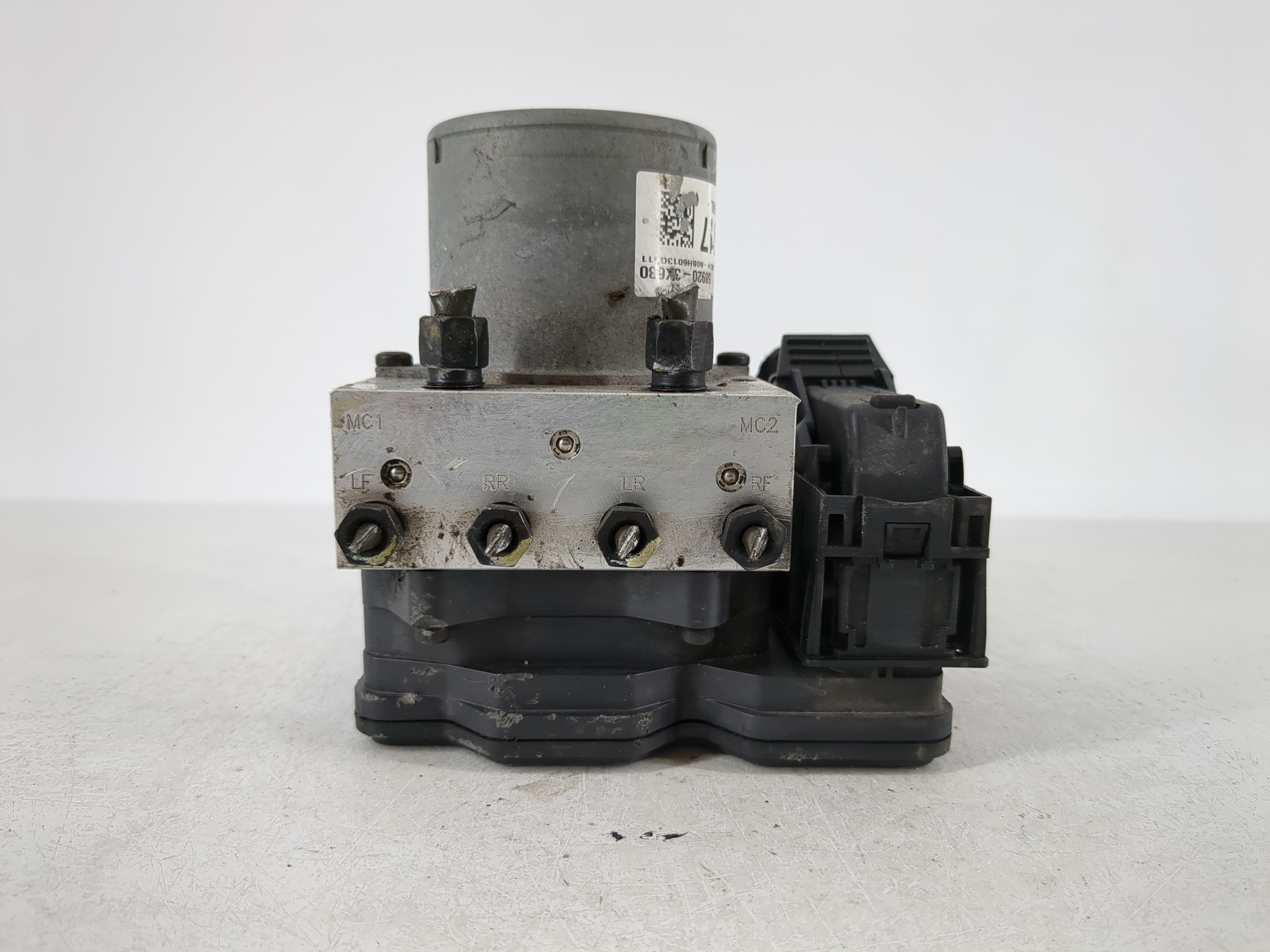 Picture of 2014-2016 Hyundai Elantra Abs Pump Control Module 1099539