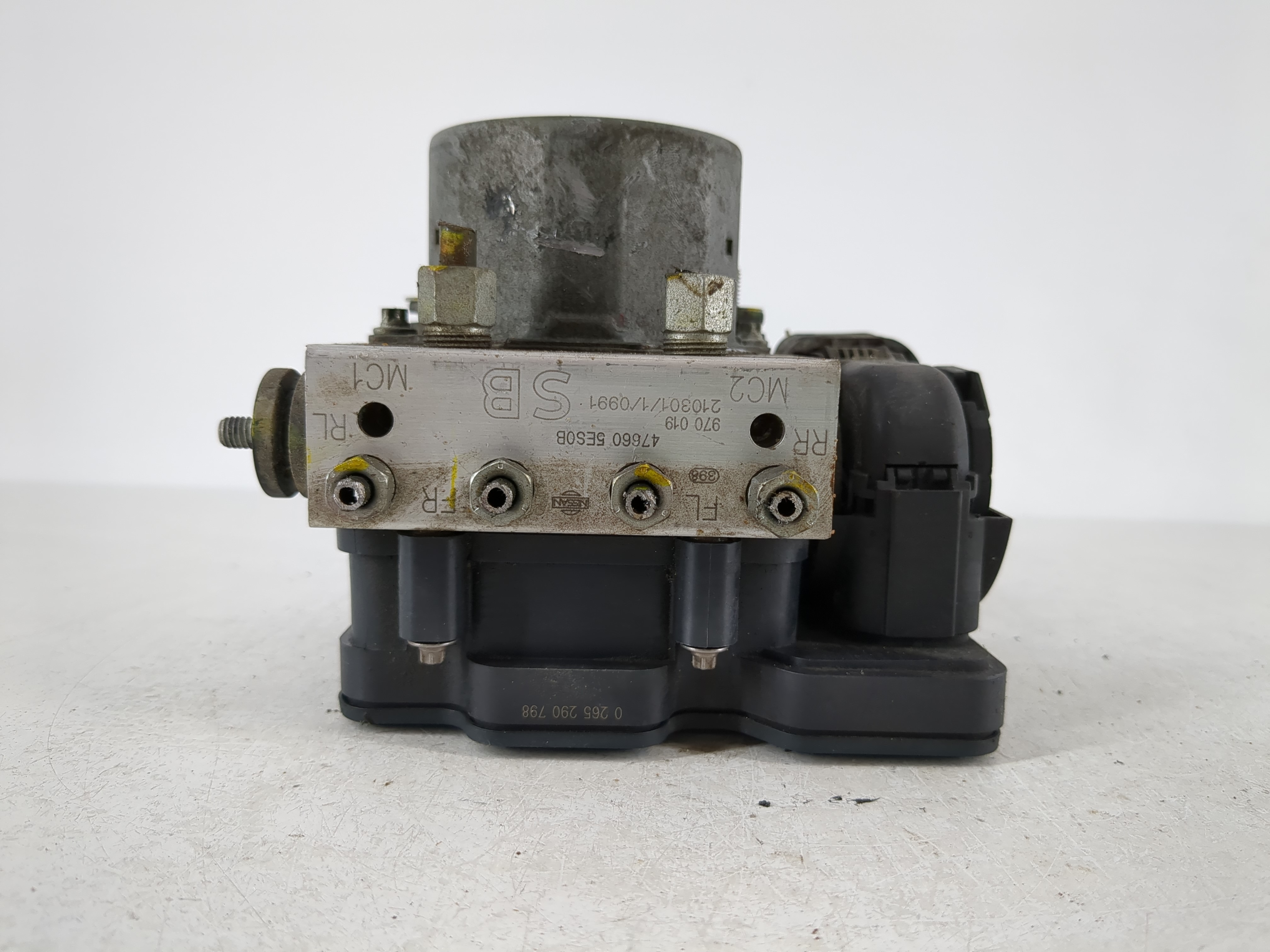 Picture of 2020-2022 Nissan Versa Abs Pump Control Module 1099543