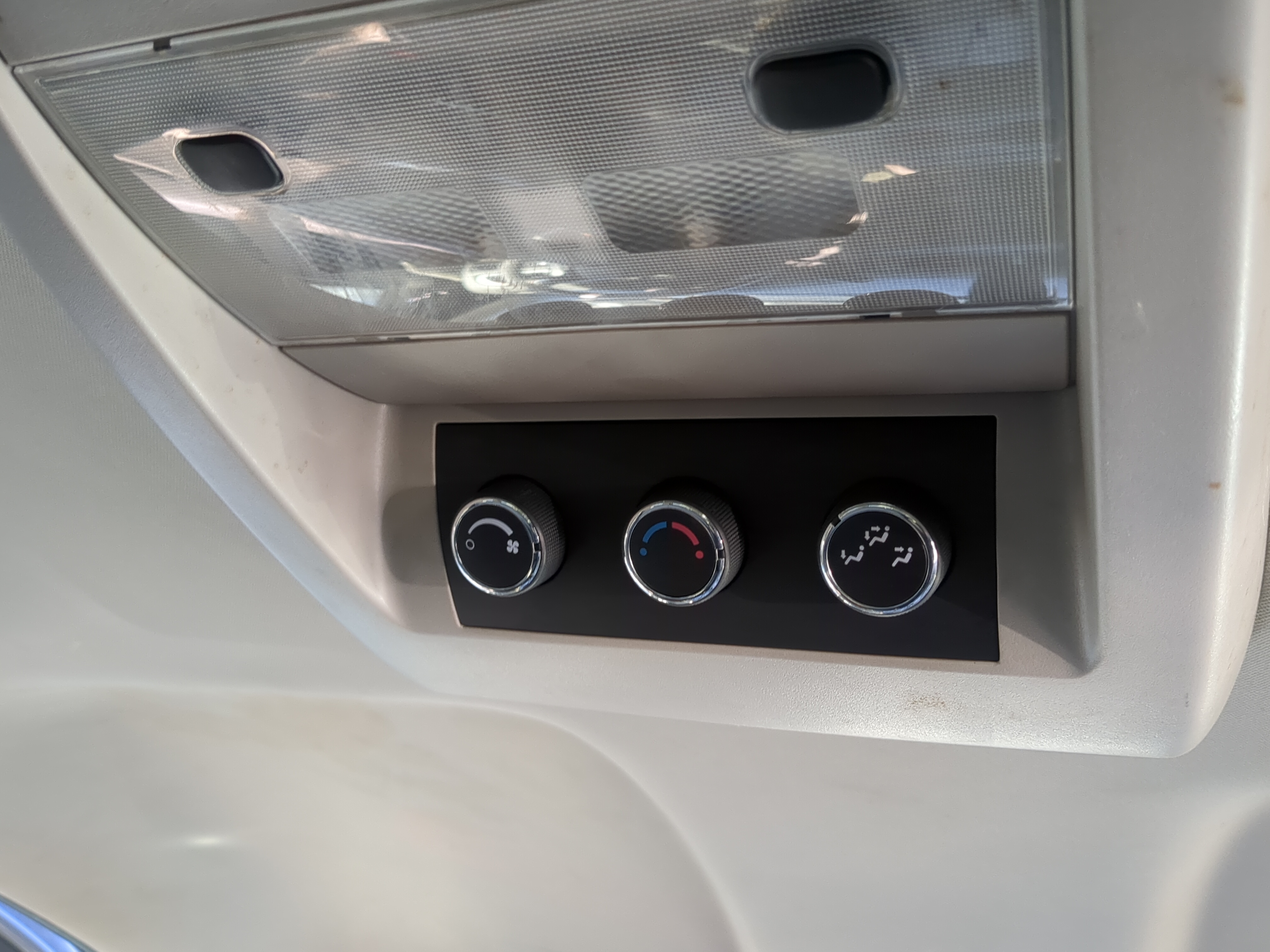 Picture of 2007-2014 Chevrolet Tahoe Ac Heater Roof Climate Control 1099613