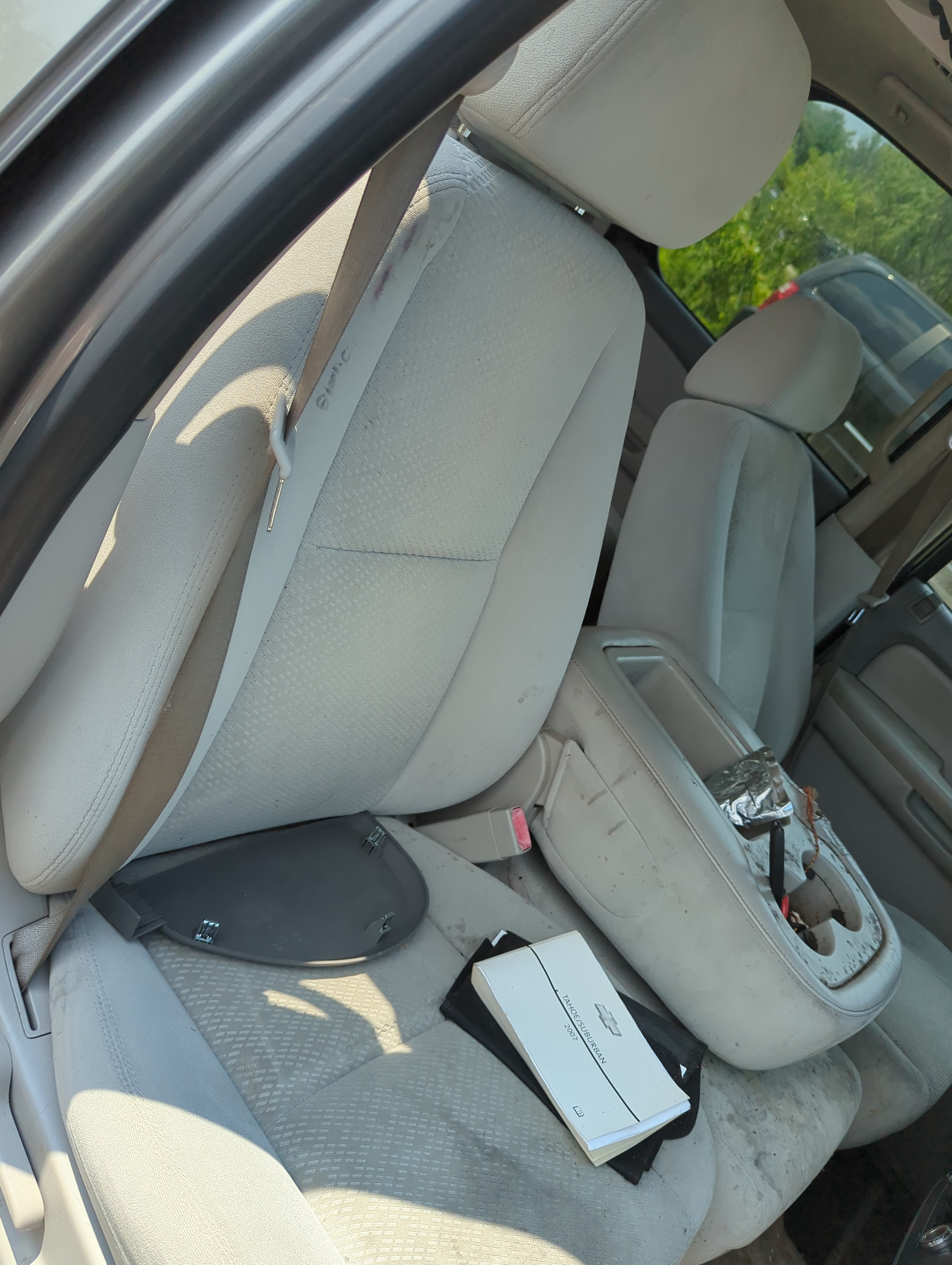 Picture of 2007-2007 Chevrolet Tahoe Passenger Front Seat Oem 1099708