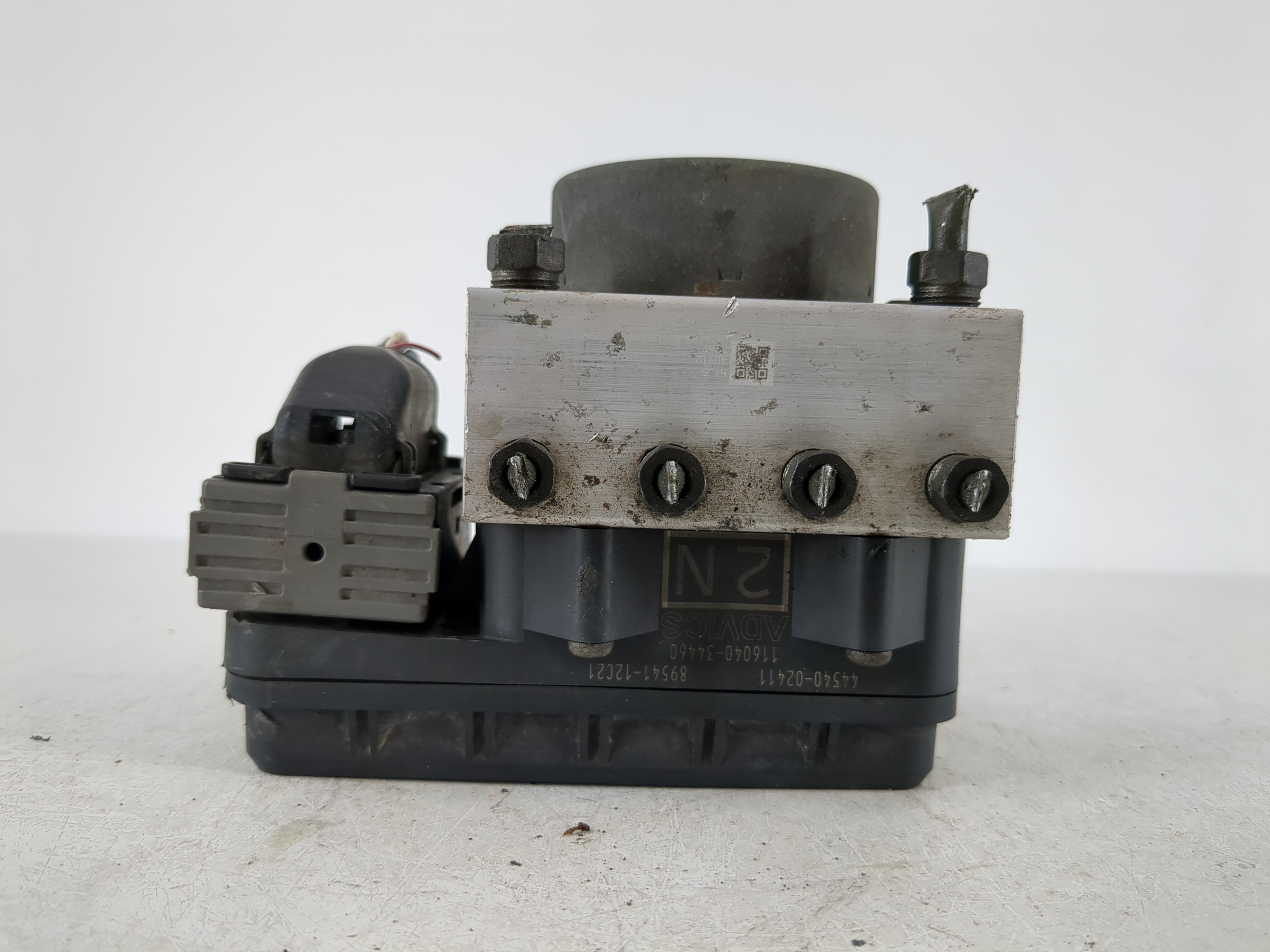 Picture of 2015-2015 Toyota Corolla Abs Pump Control Module 1099758