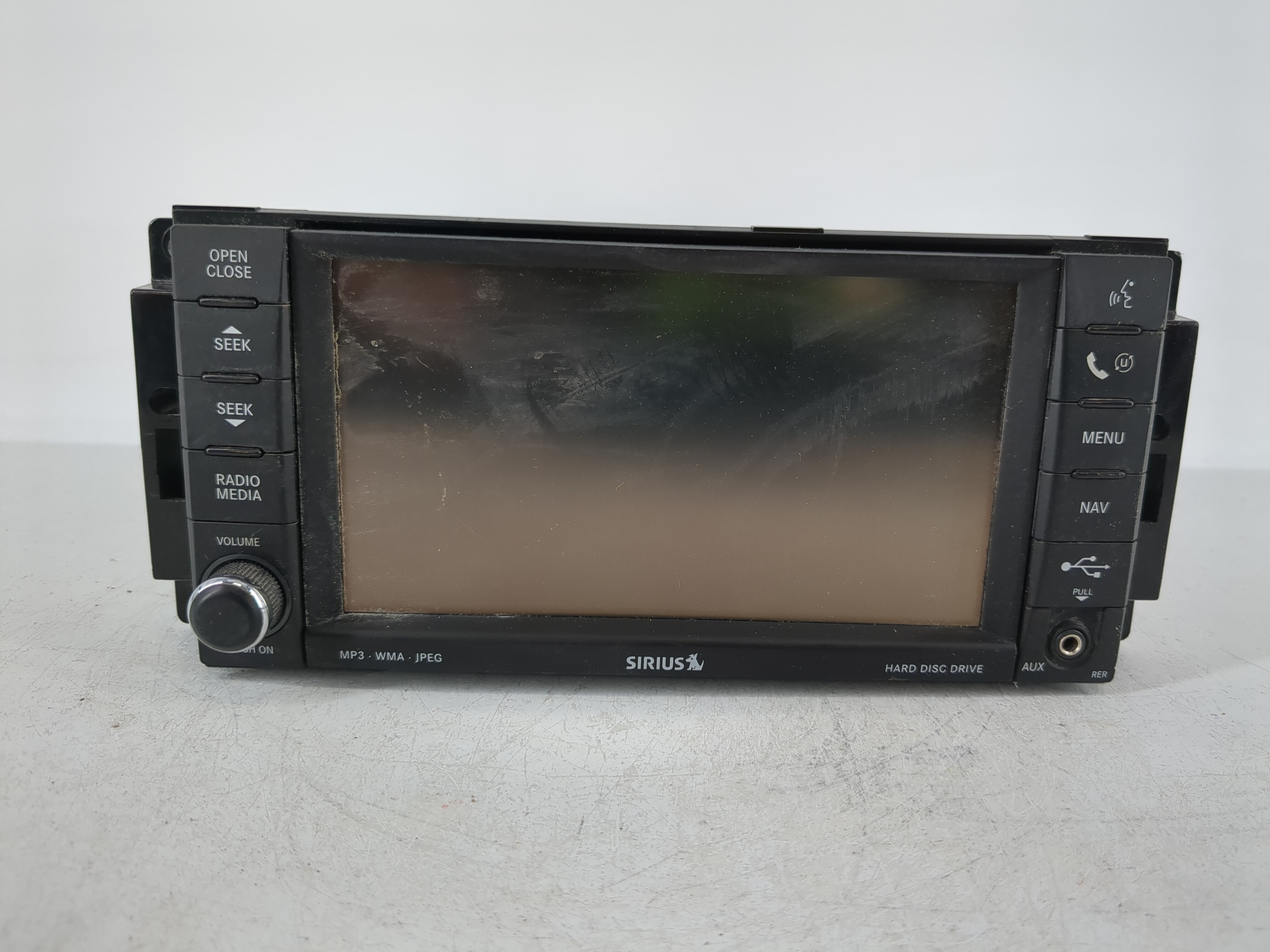 2008-2009 Chrysler Town & Country Am Fm Cd Player Radio Receiver 1099765 - Oemusedautoparts1.com