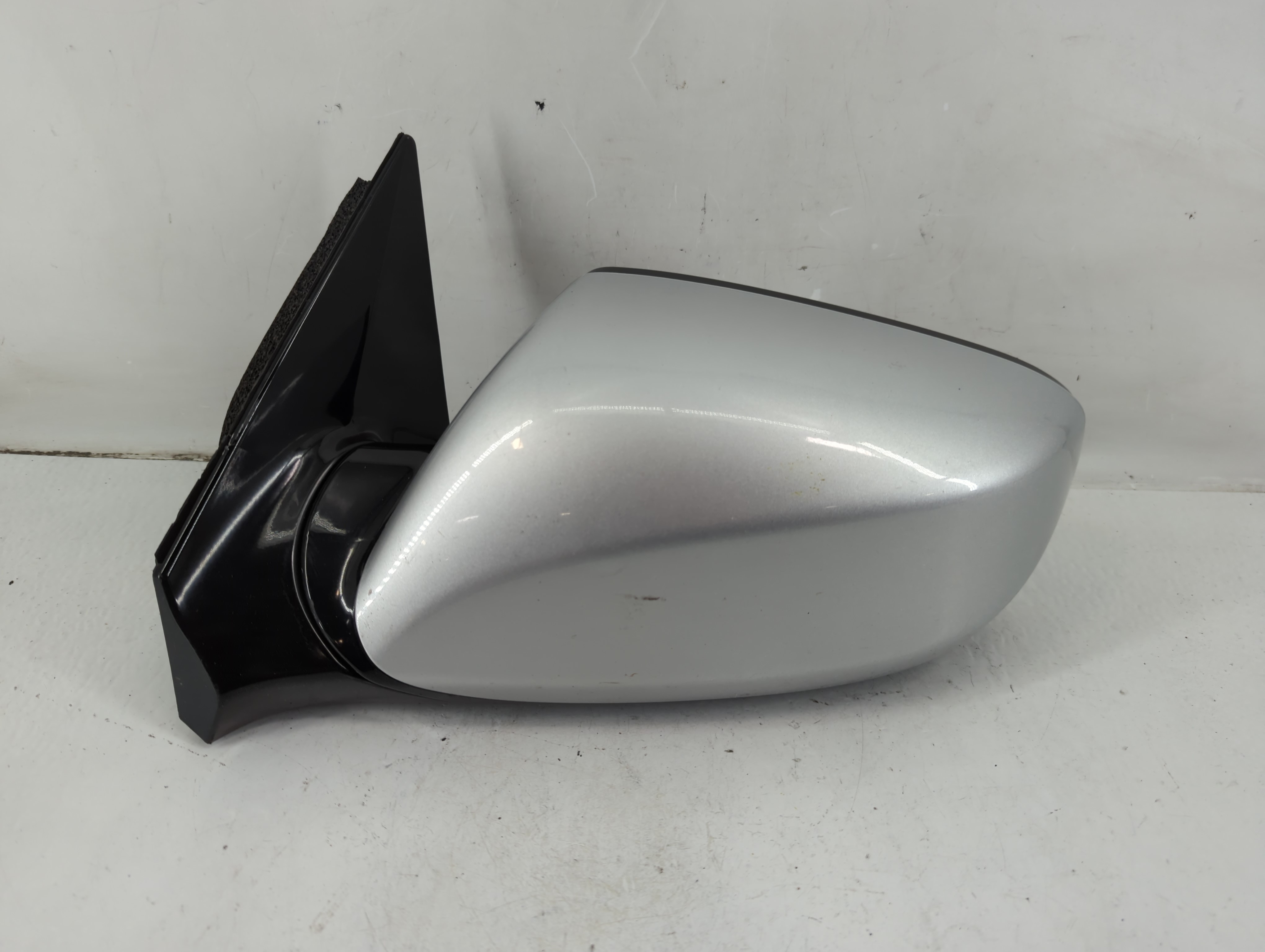 2015-2018 Hyundai Santa Fe Driver Left Side View Power Door Mirror 1099777 - Oemusedautoparts1.com