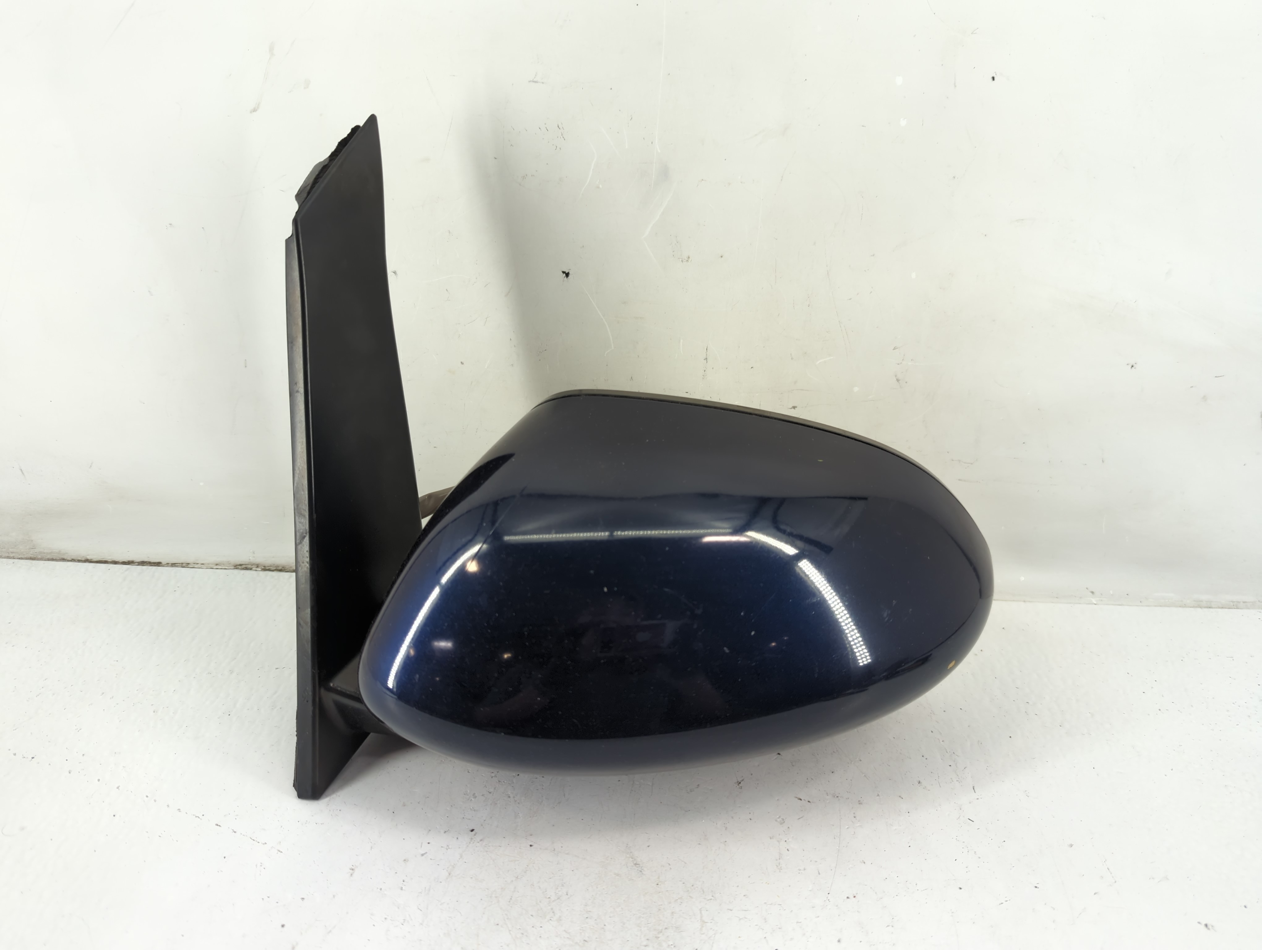 2014-2017 Honda Odyssey Driver Left Side View Power Door Mirror Blue 1099785 - Oemusedautoparts1.com