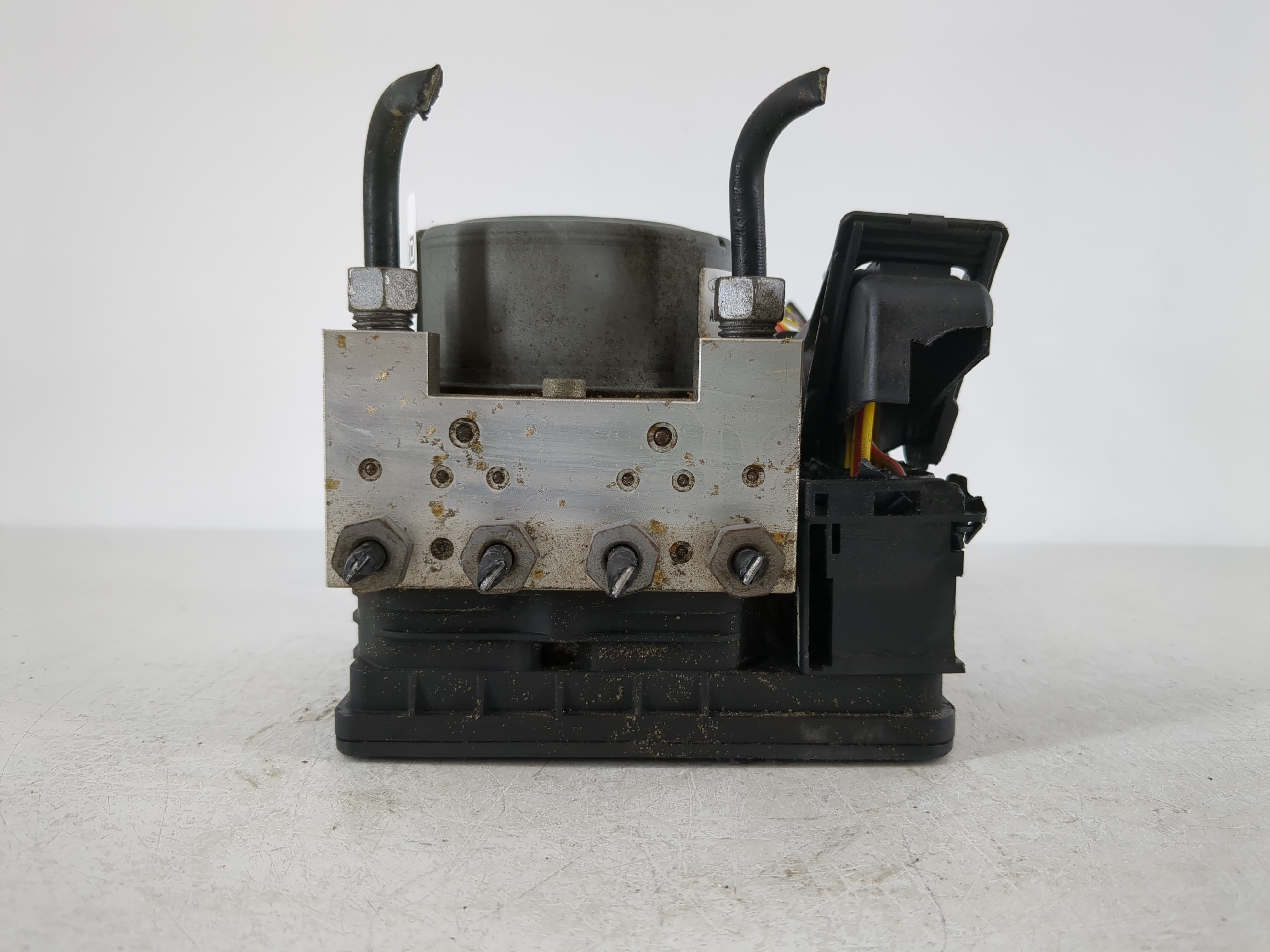 2014-2016 Ford Fusion Abs Pump Control Module 1099791 - Oemusedautoparts1.com
