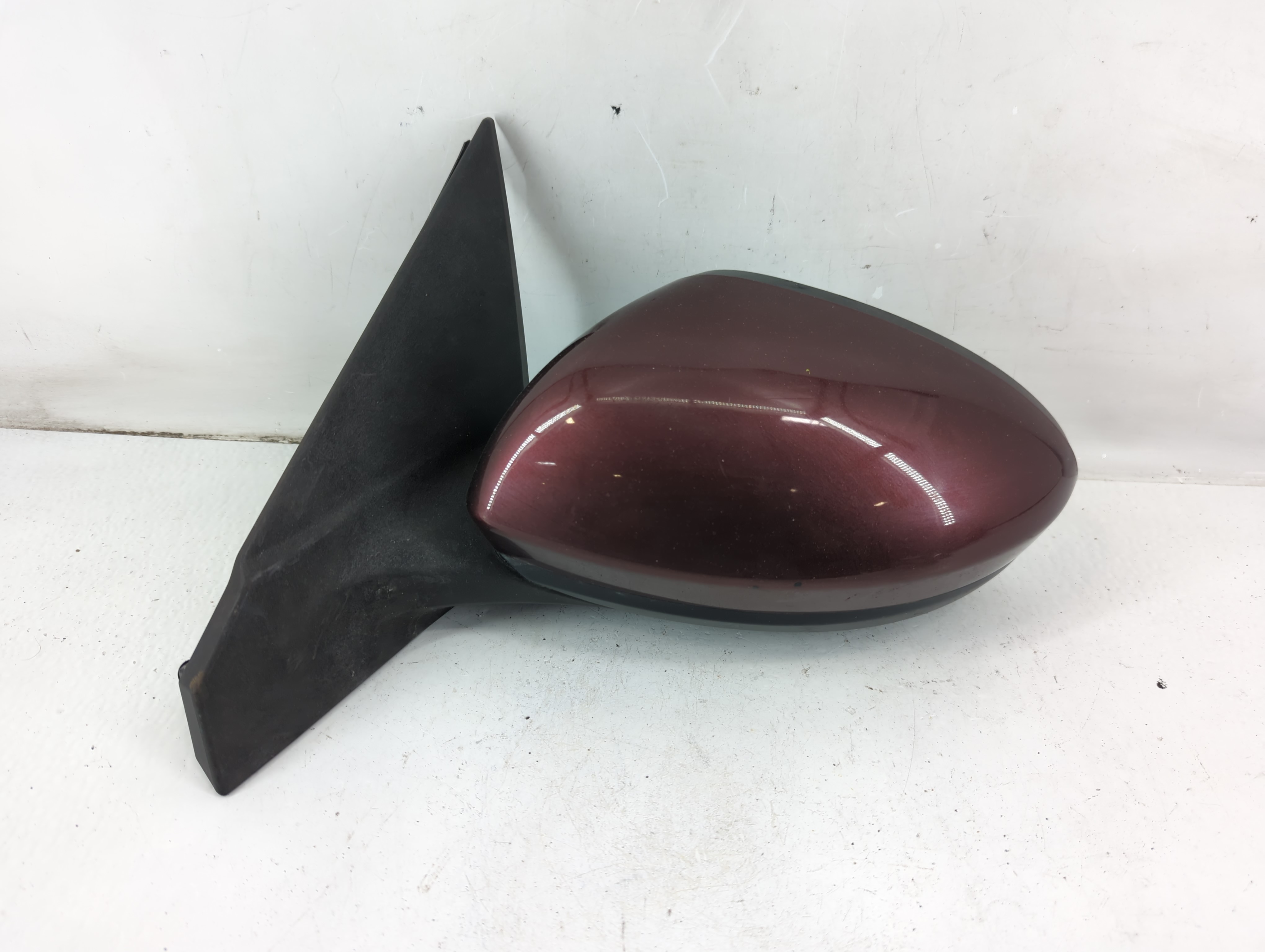 2020-2022 Nissan Sentra Driver Left Side View Power Door Mirror Red 1099843 - Oemusedautoparts1.com