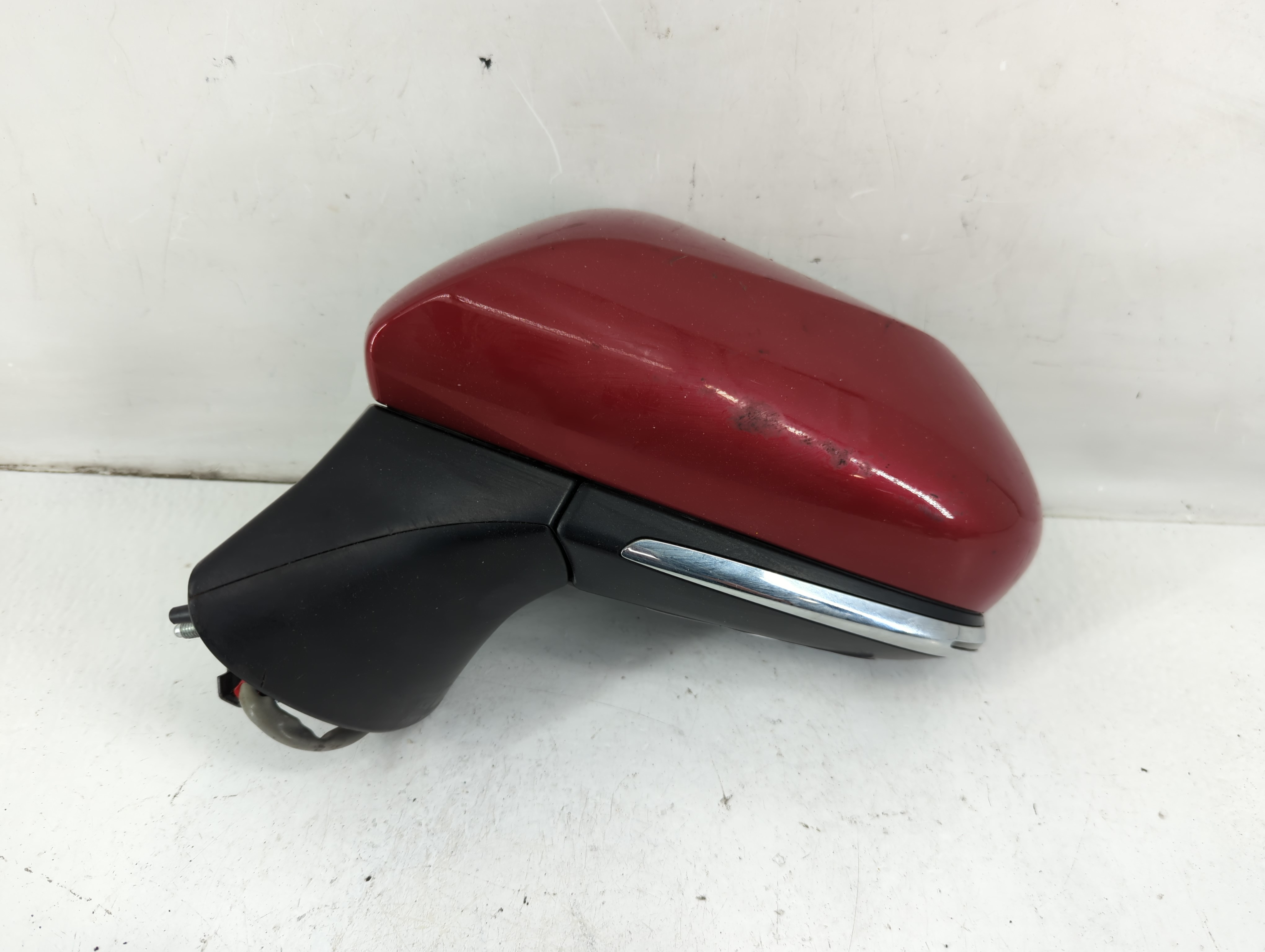 2018-2022 Toyota Camry Driver Left Side View Power Door Mirror Red 1099850 - Oemusedautoparts1.com