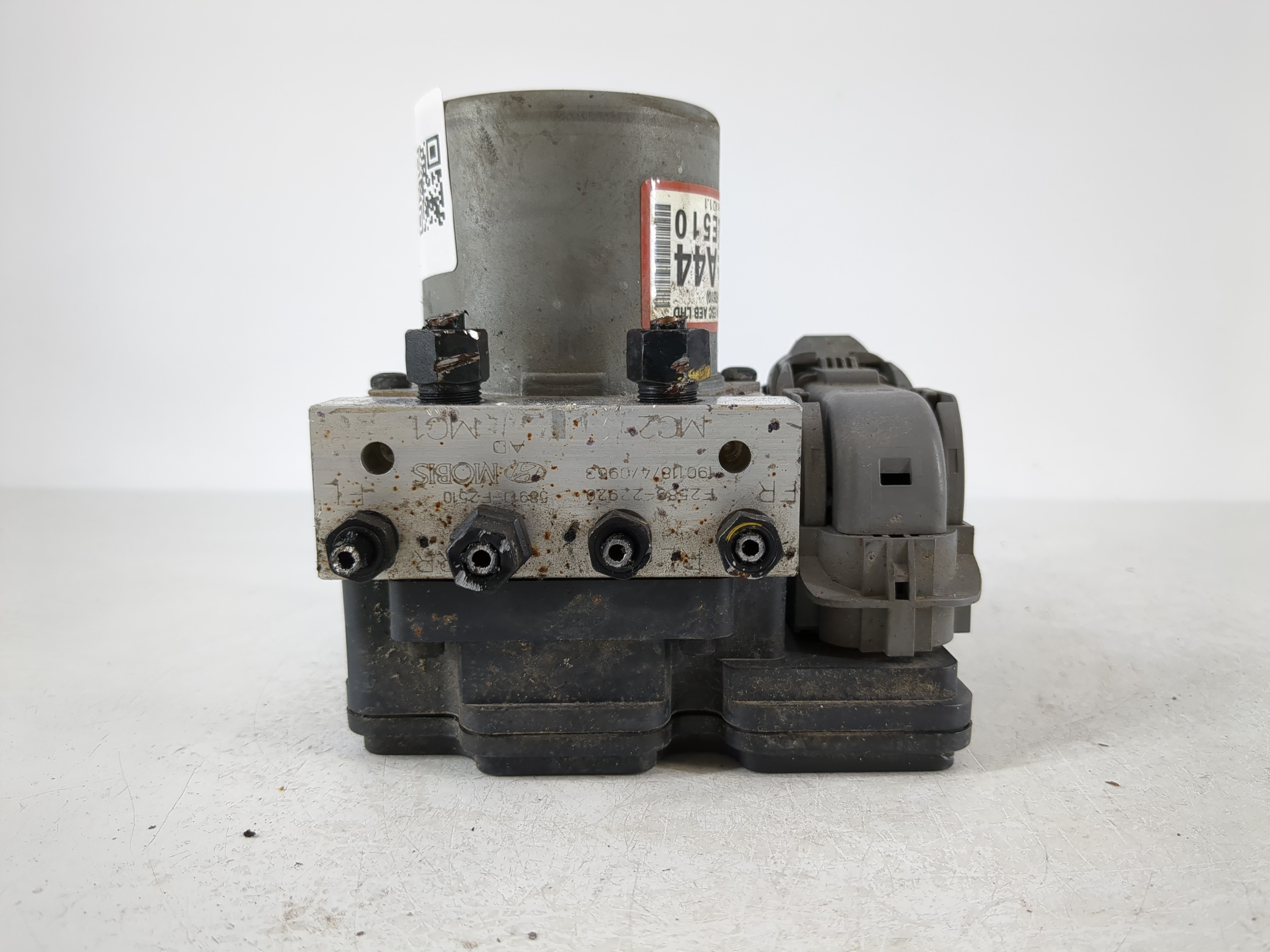 Picture of Hyundai Elantra Abs Pump Control Module 1099867