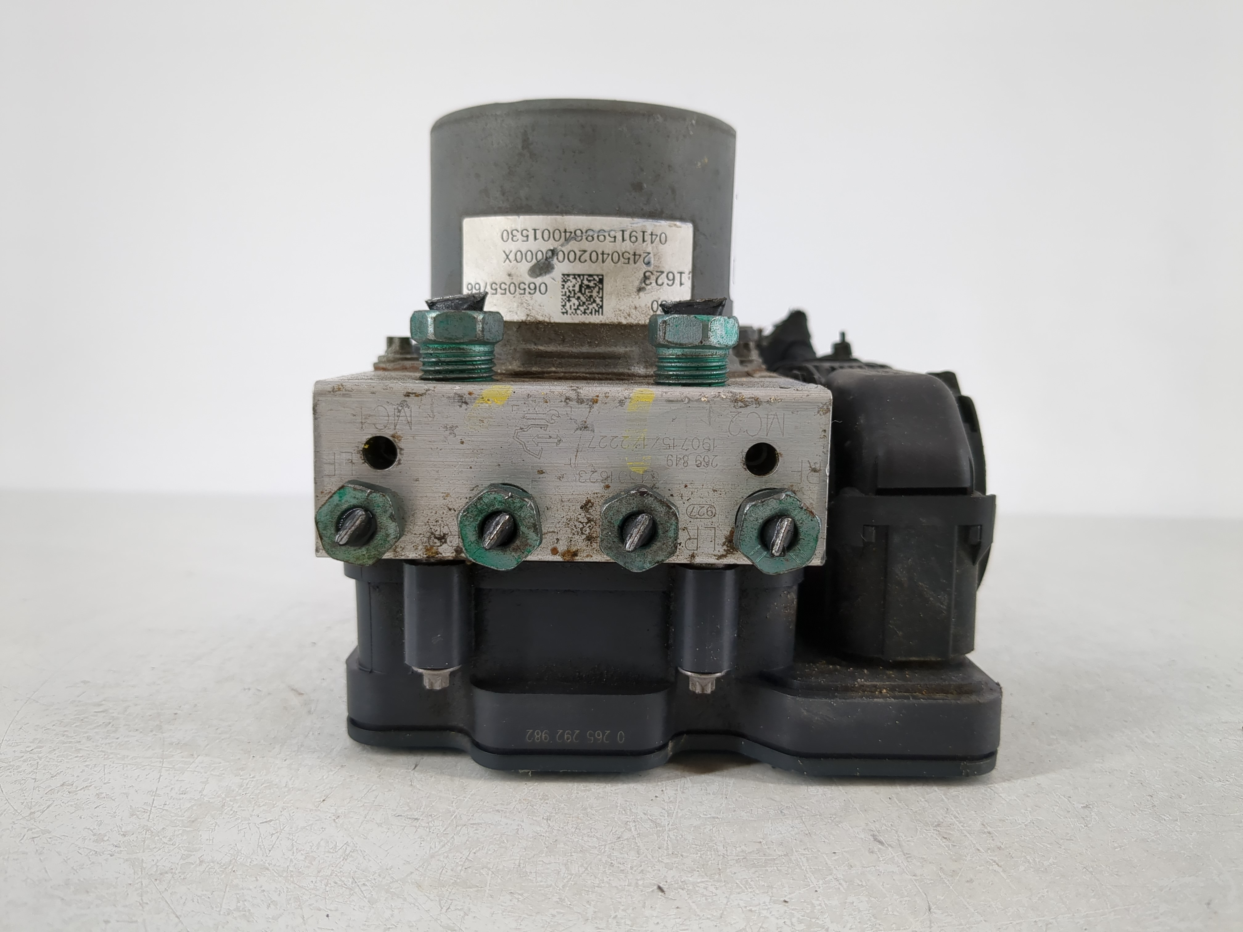 Picture of 2019-2021 Chevrolet Malibu Abs Pump Control Module 1099884