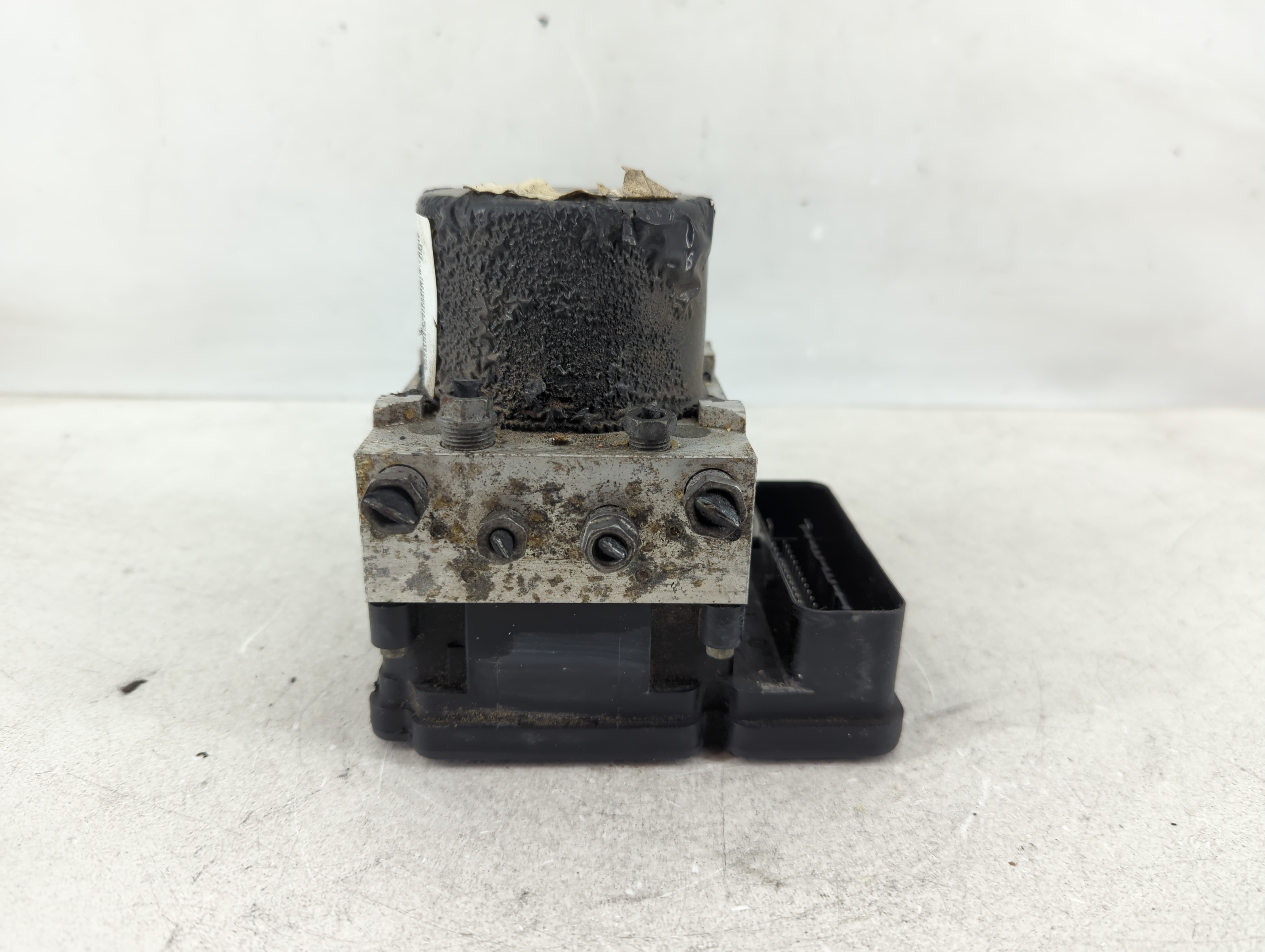 2012-2014 Ford Focus Abs Pump Control Module 1099905 - Oemusedautoparts1.com