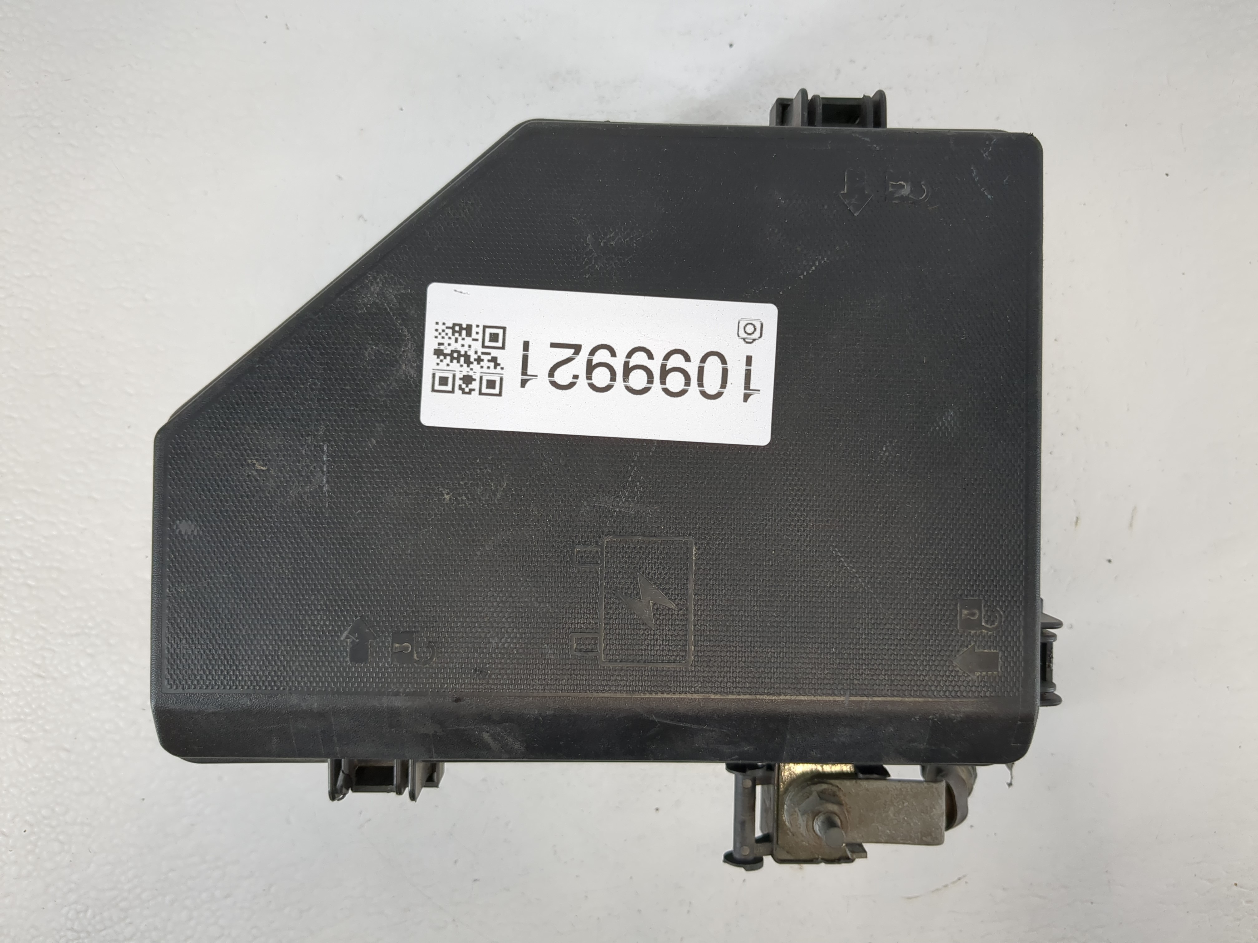 2015-2017 Gmc Acadia Fusebox Fuse Box Relay Module 23436803 1099921 - Oemusedautoparts1.com