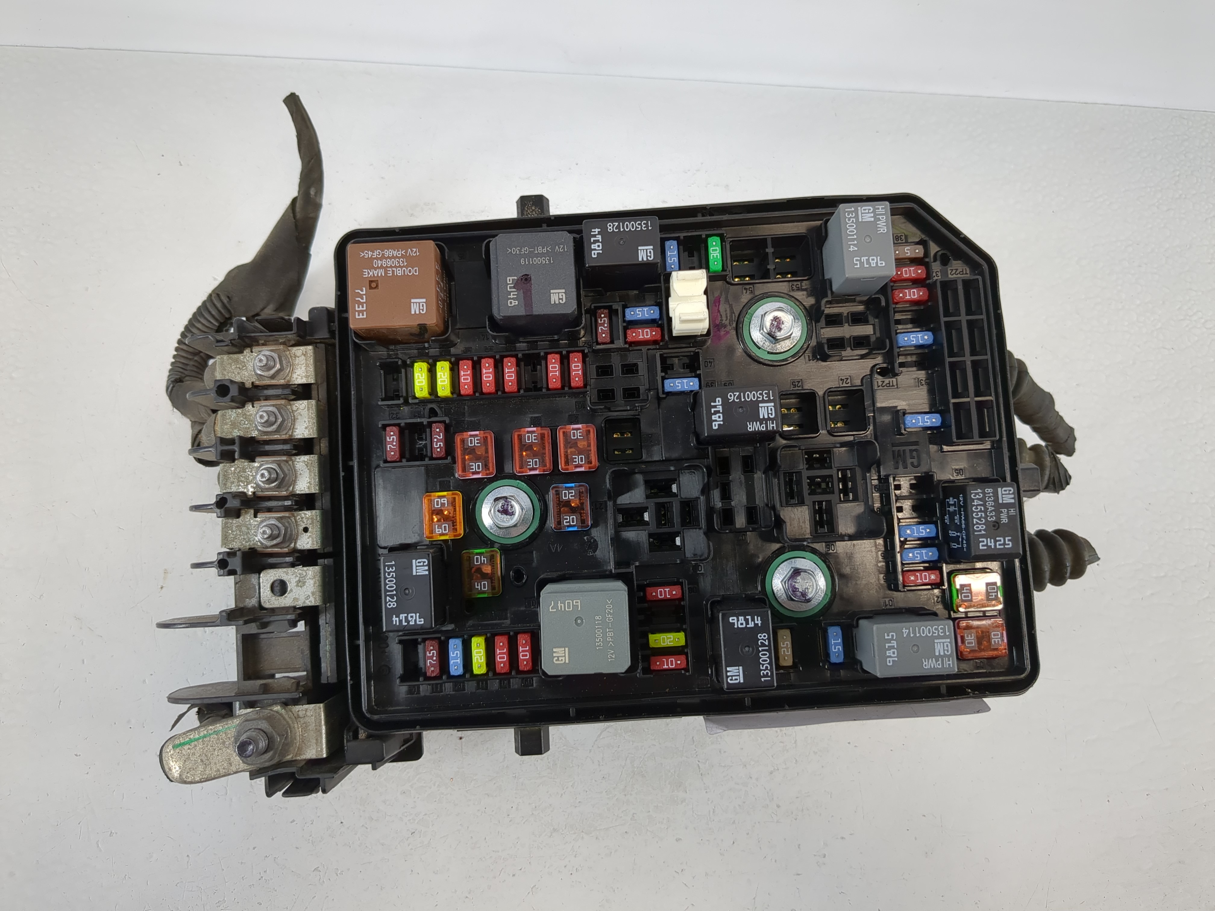 2018-2022 Chevrolet Equinox Fusebox Fuse Box Relay Module 1099925 - Oemusedautoparts1.com