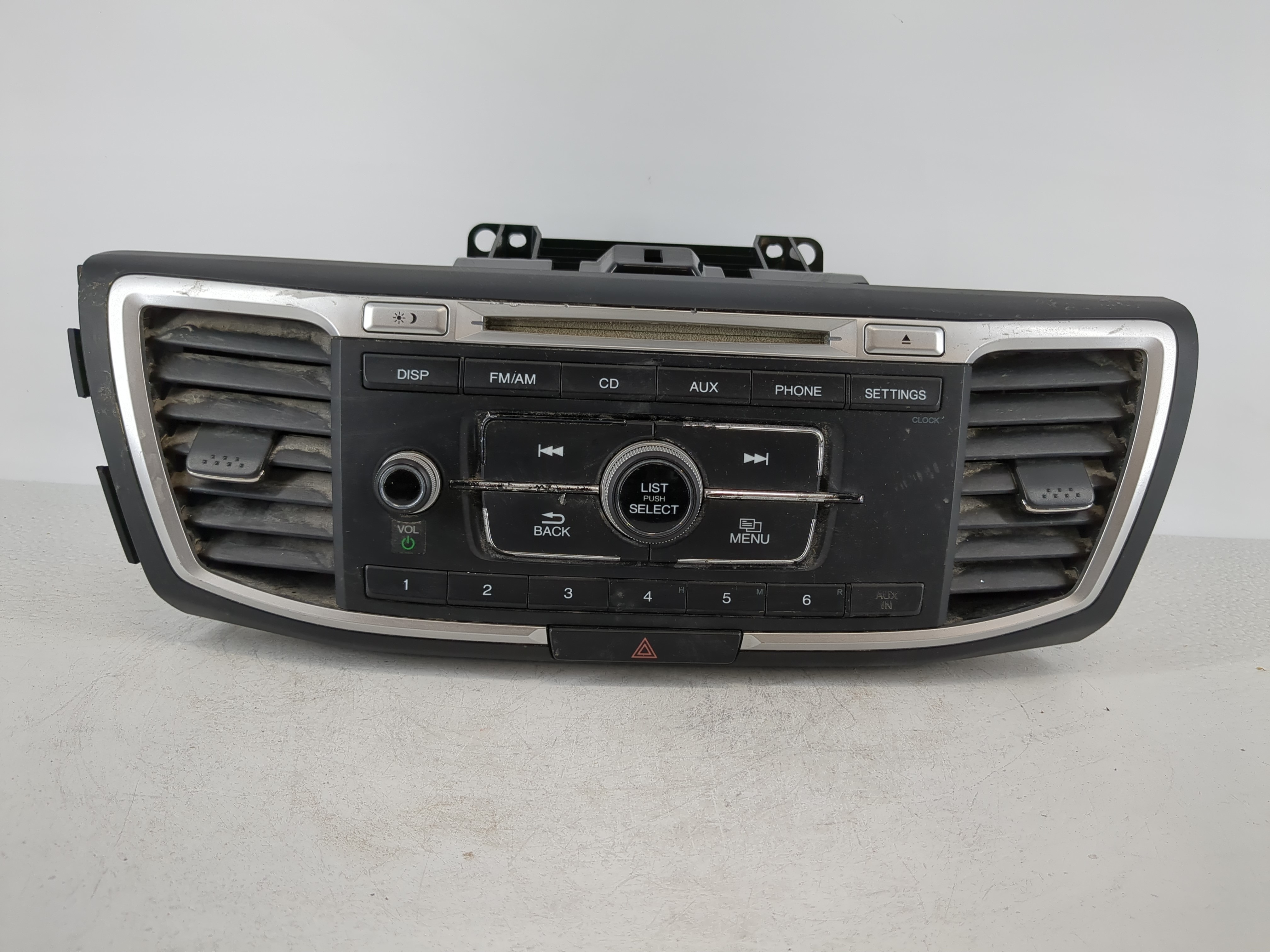 2013 Honda Accord Am Fm Cd Player Radio Receiver 1099938 - Oemusedautoparts1.com