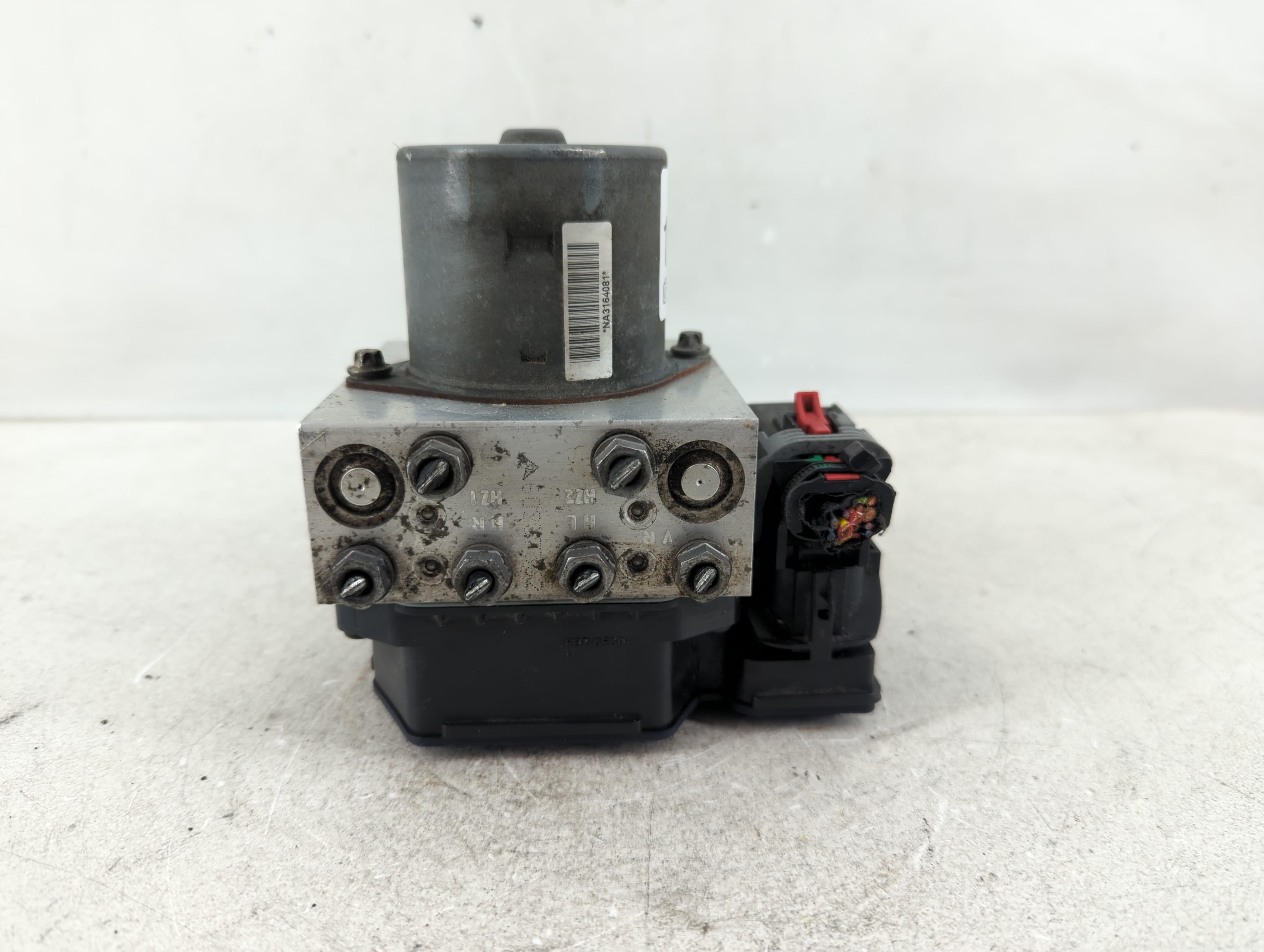 2011-2012 Volkswagen Cc Abs Pump Control Module 1099947 - Oemusedautoparts1.com