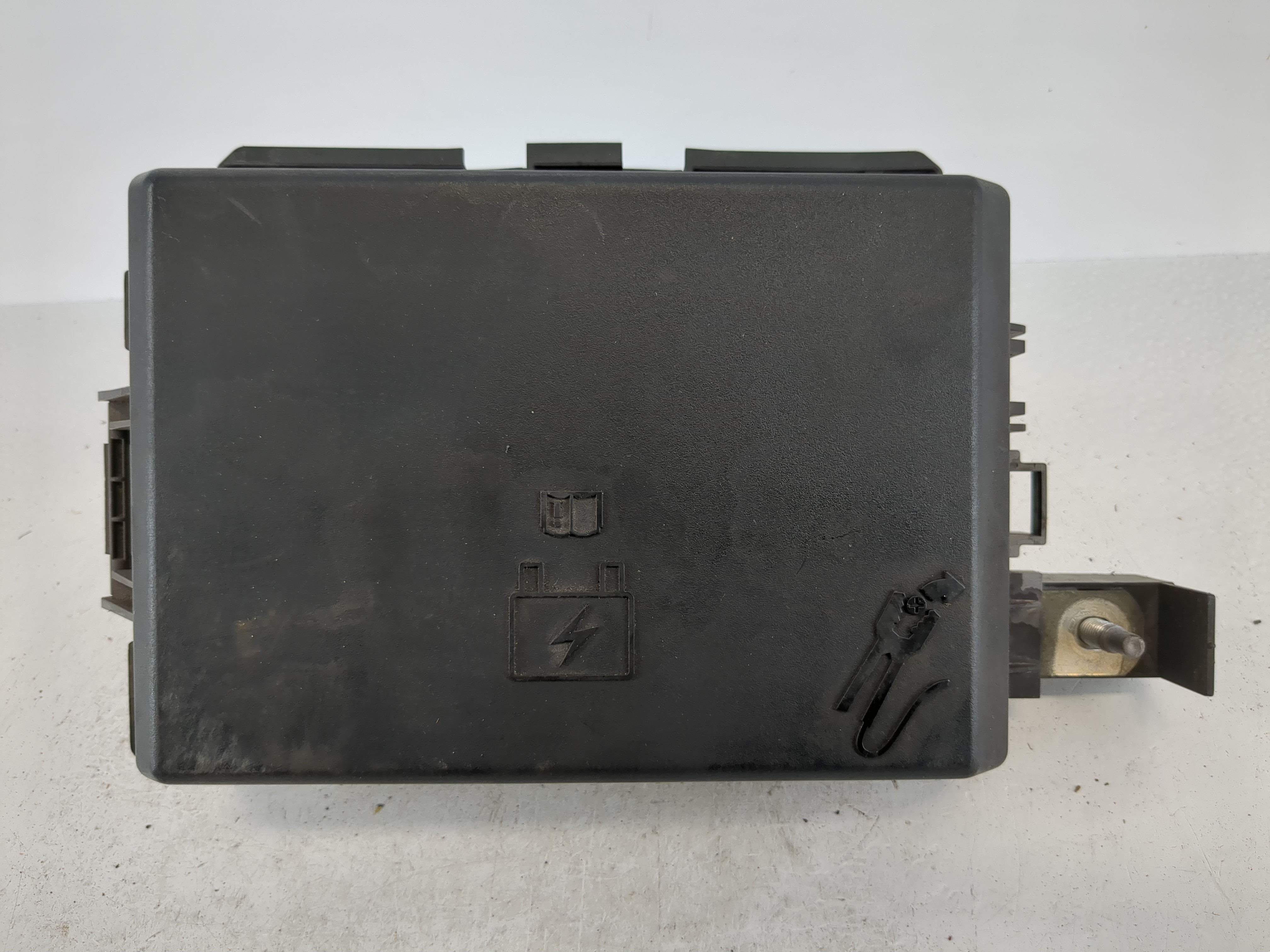 2009-2010 Chrysler 300 Fusebox Fuse Box Relay Module P04692270ah 1099981 - Oemusedautoparts1.com