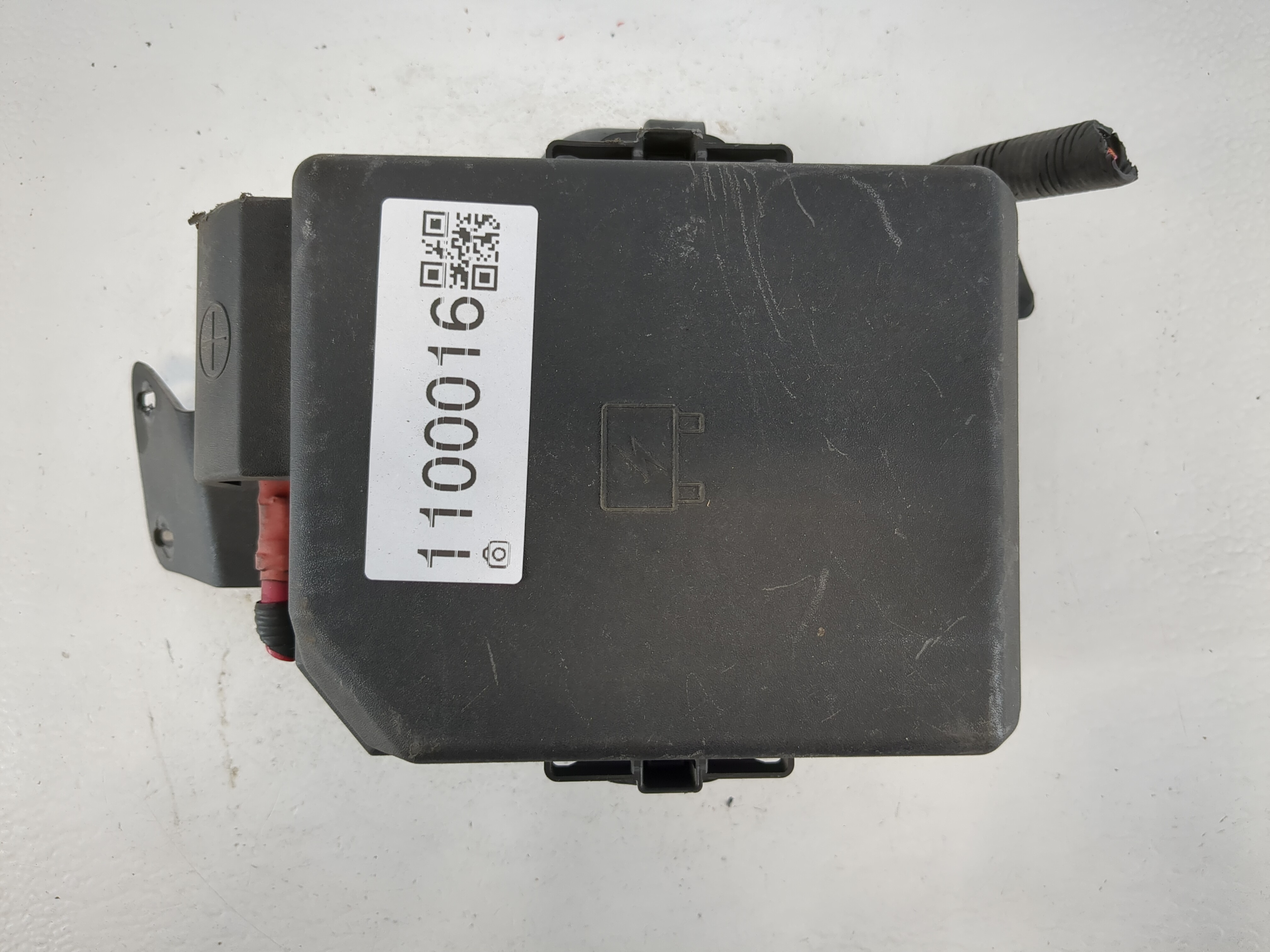 Picture of 2008-2011 Chevrolet Impala Fusebox Fuse Box Relay Module 13663438 1100016