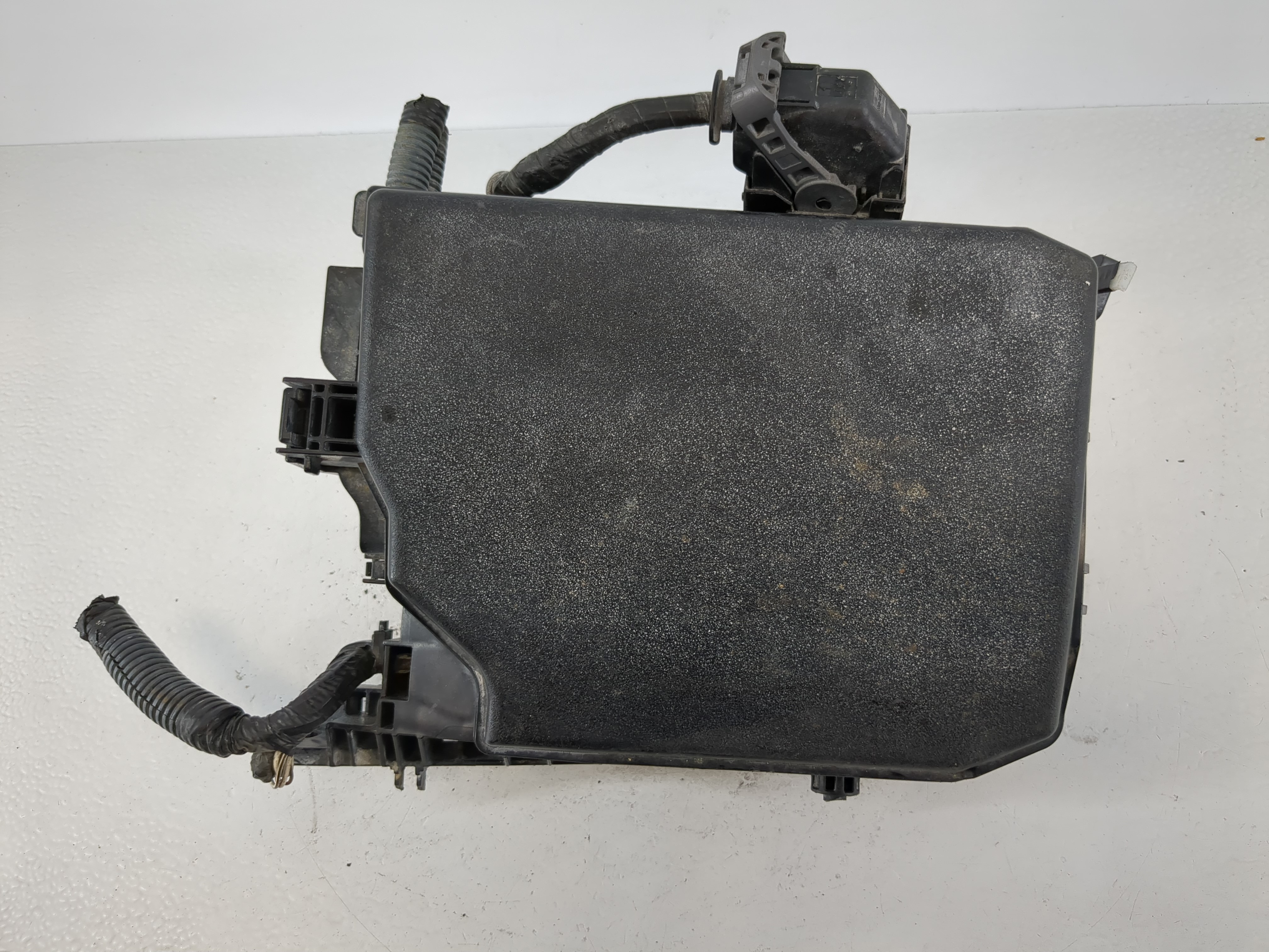 2014-2019 Toyota Corolla Fusebox Fuse Box Relay Module 82662-02660 1100039 - Oemusedautoparts1.com