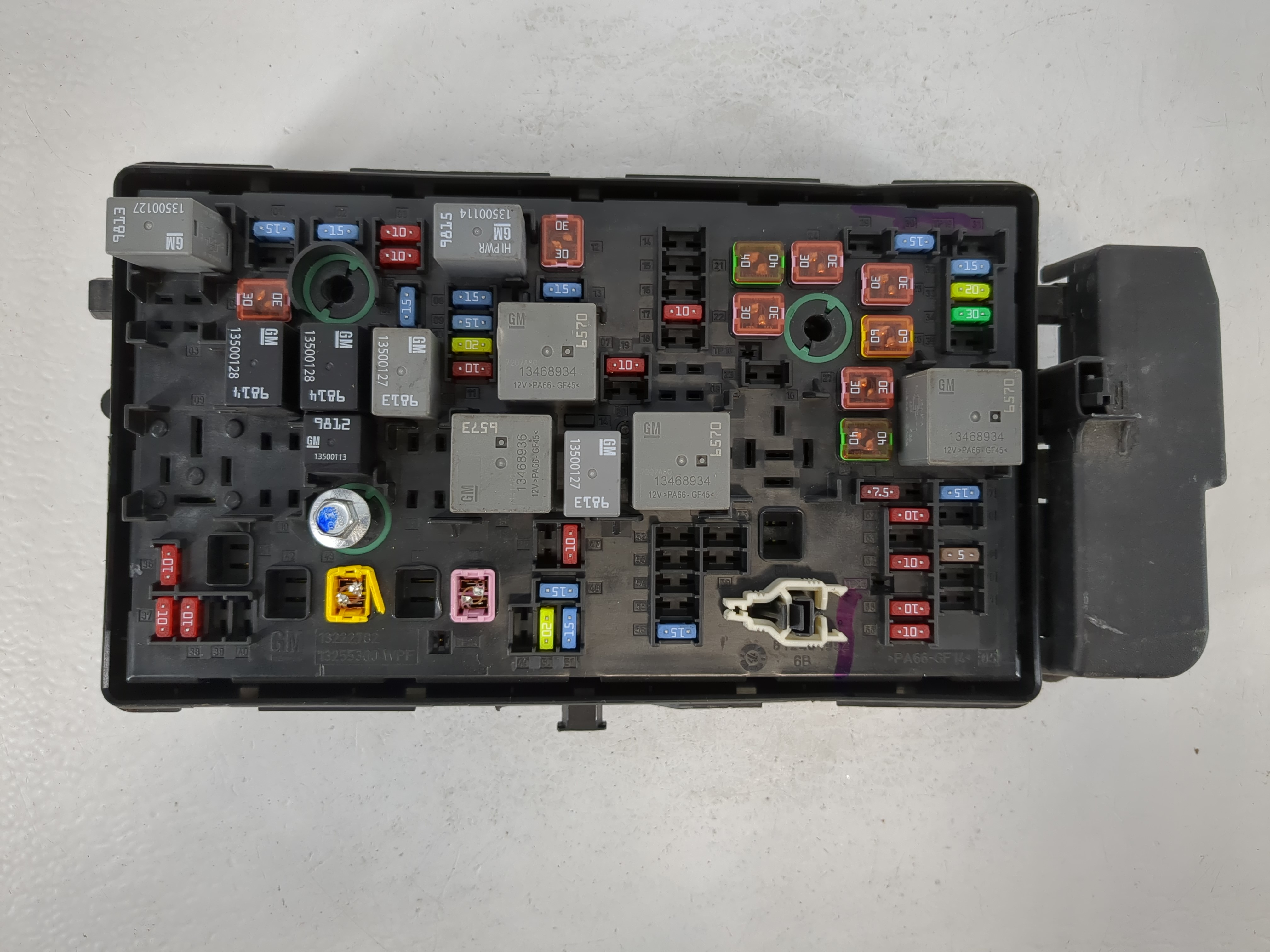 2018-2022 Gmc Canyon Fusebox Fuse Box Relay Module 84287539 1100046 - Oemusedautoparts1.com
