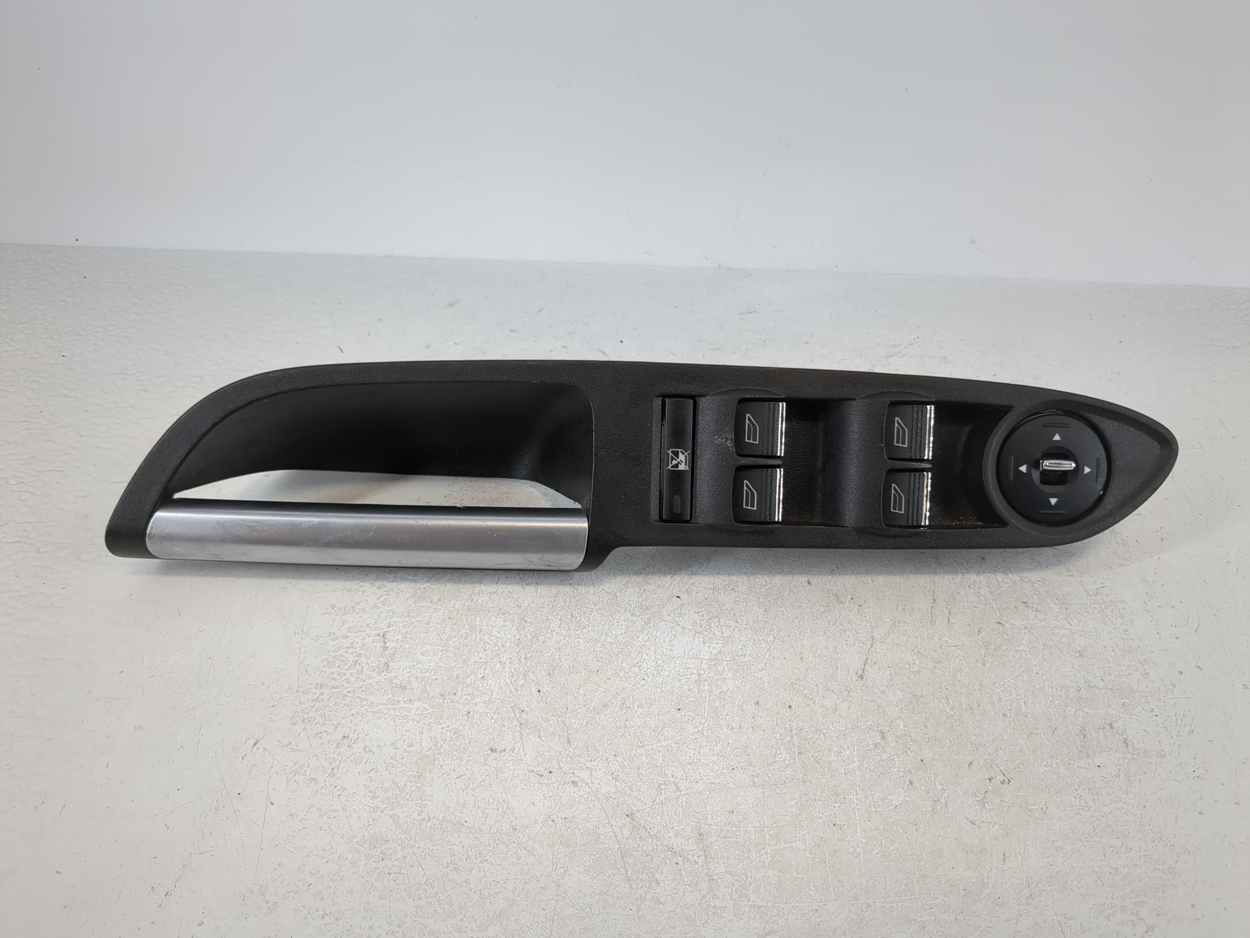 2013-2016 Ford Escape Driver Left Door Master Power Window Switch 1100080 - Oemusedautoparts1.com