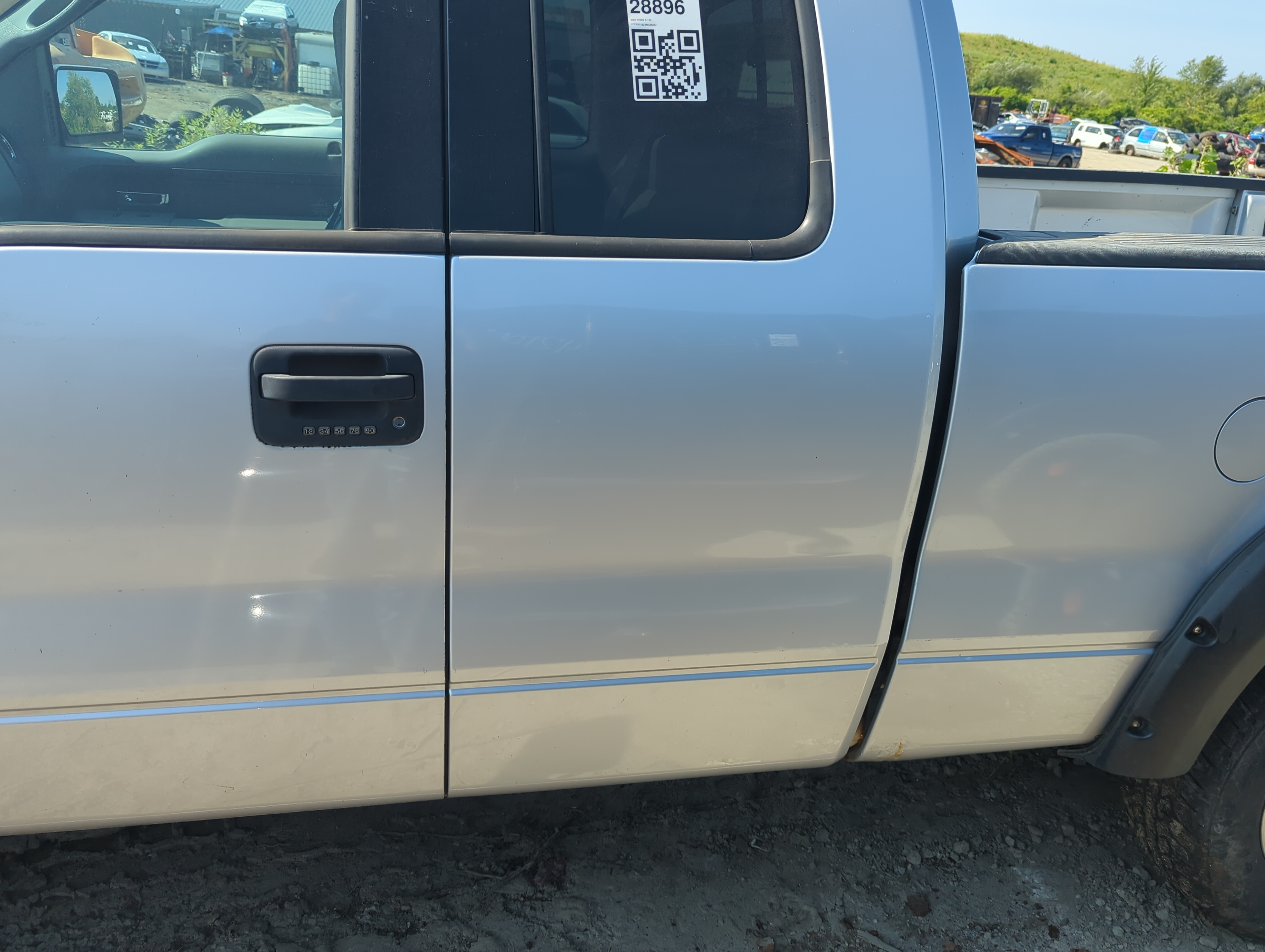 Picture of 2004-2008 Ford F-150 Driver Rear Door Oem 1100204